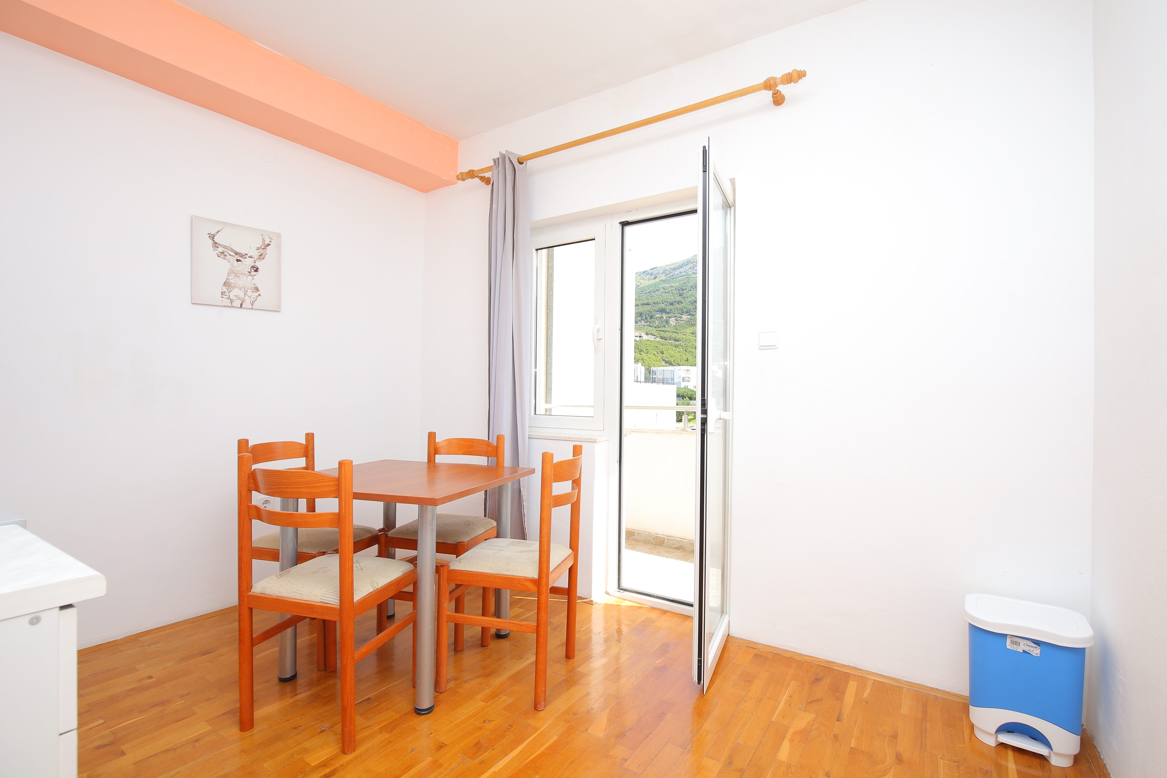 Studio flat near beach Podstrana, Split (AS-19987-a)