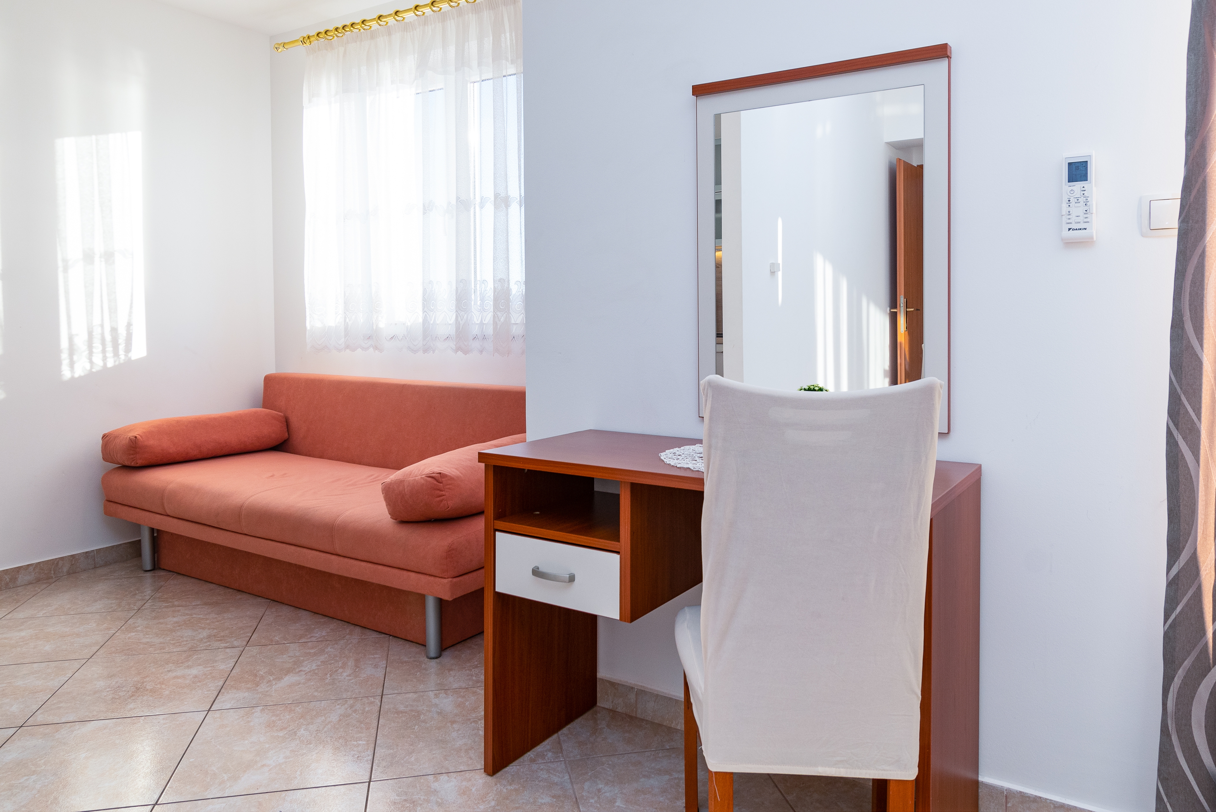 Two bedroom apartment with balcony and sea view Dramalj, Crikvenica (A-19997-a)