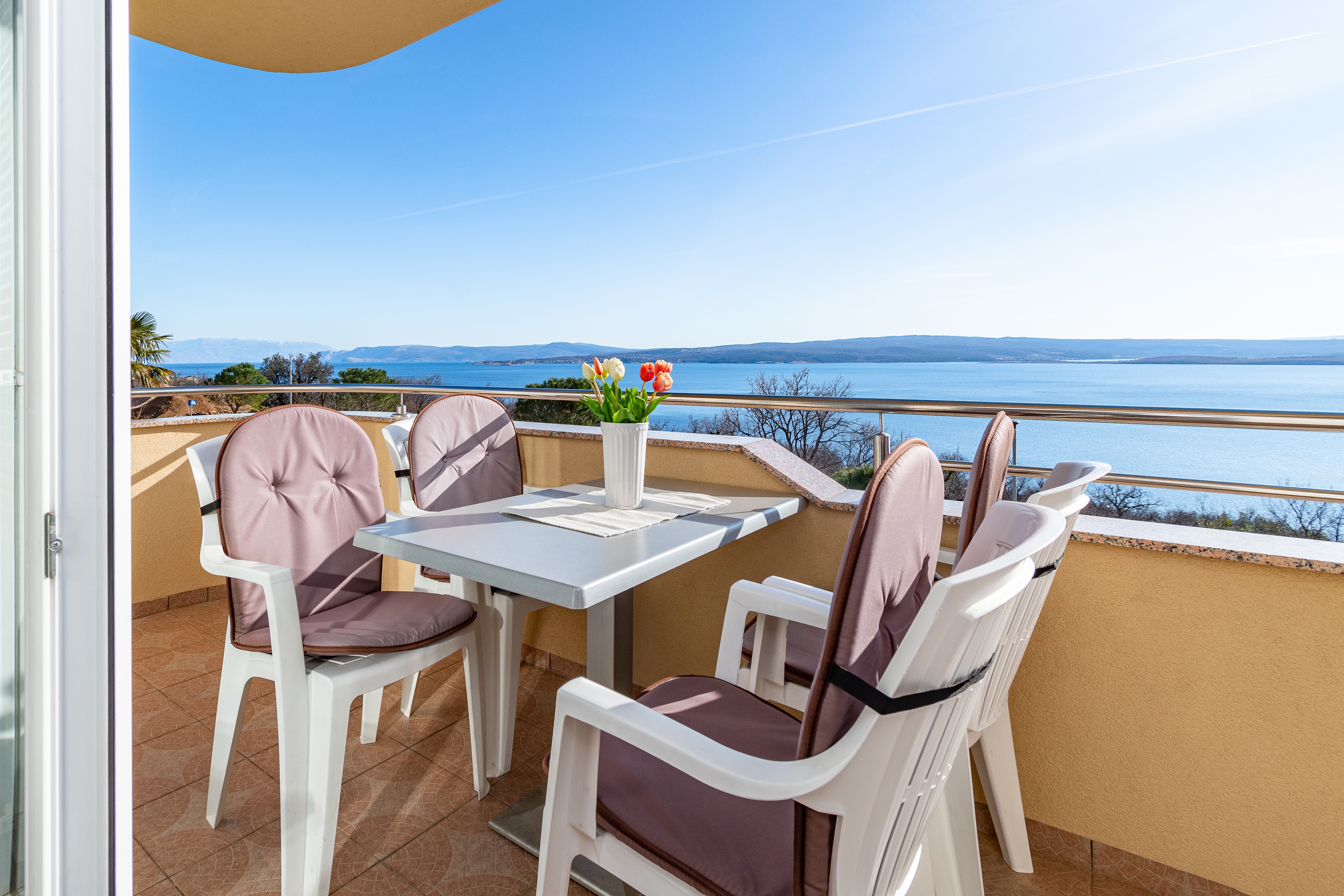 One bedroom apartment with balcony and sea view Dramalj, Crikvenica (A-19997-b)