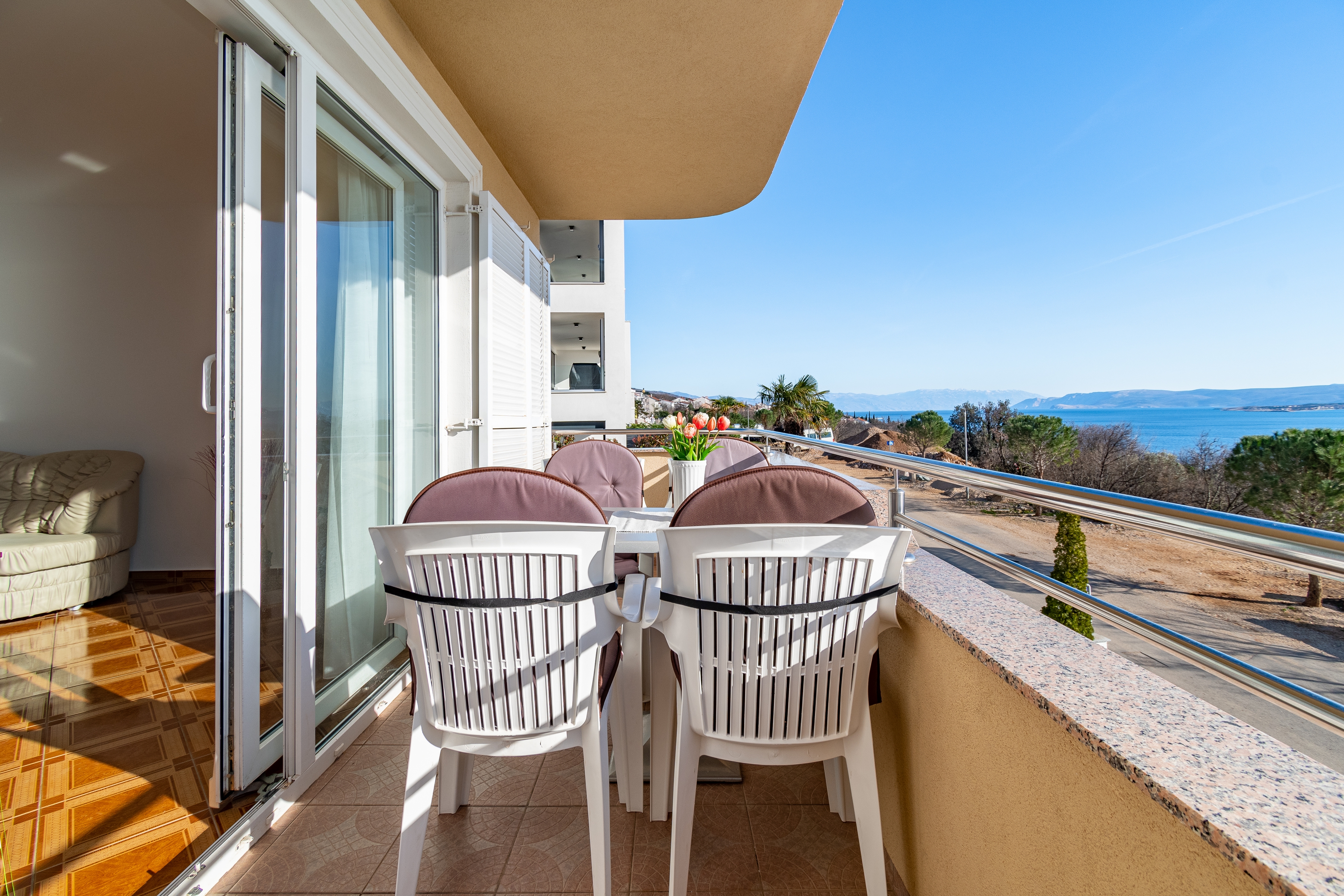 One bedroom apartment with balcony and sea view Dramalj, Crikvenica  A-b