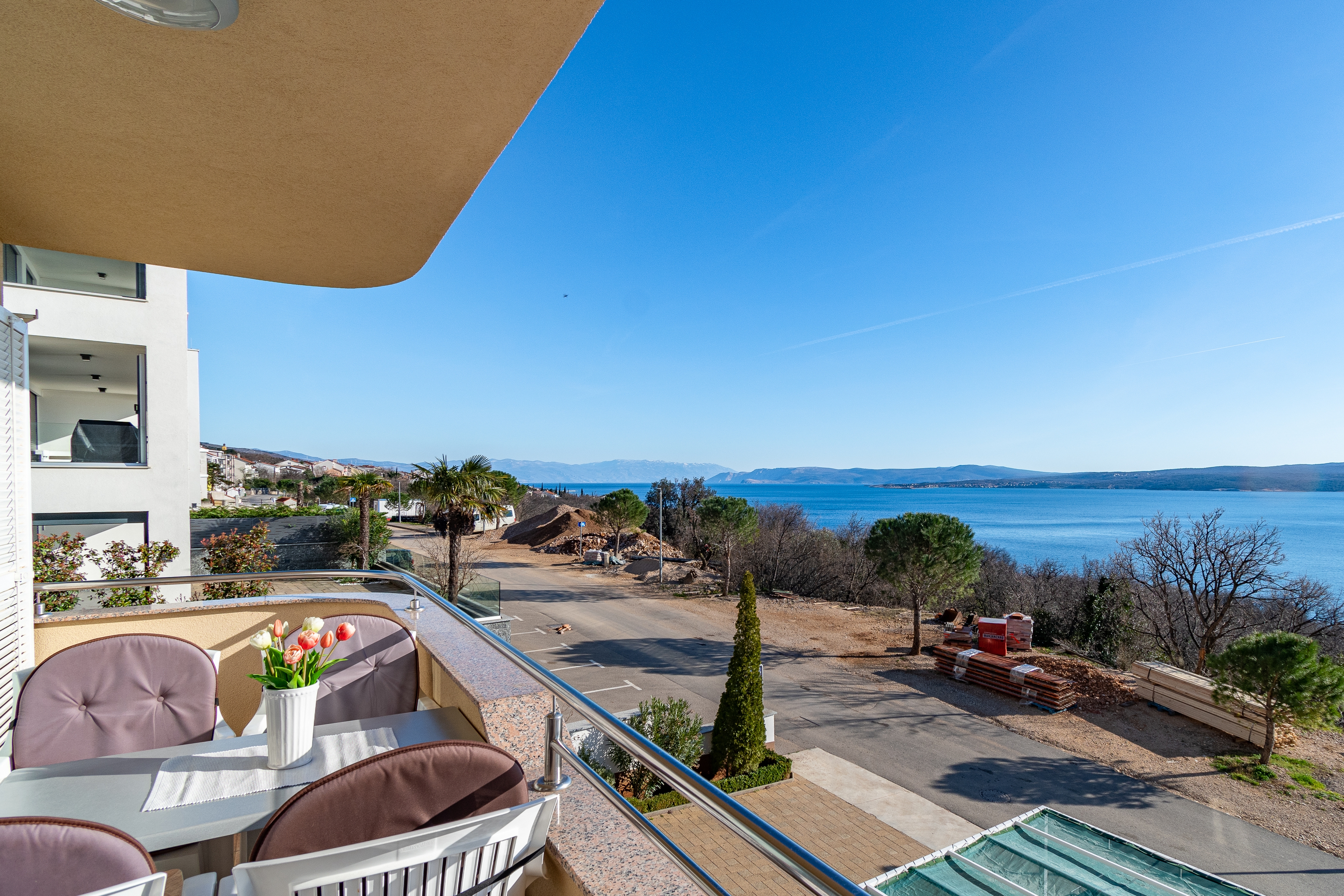 One bedroom apartment with balcony and sea view Dramalj, Crikvenica  A-b