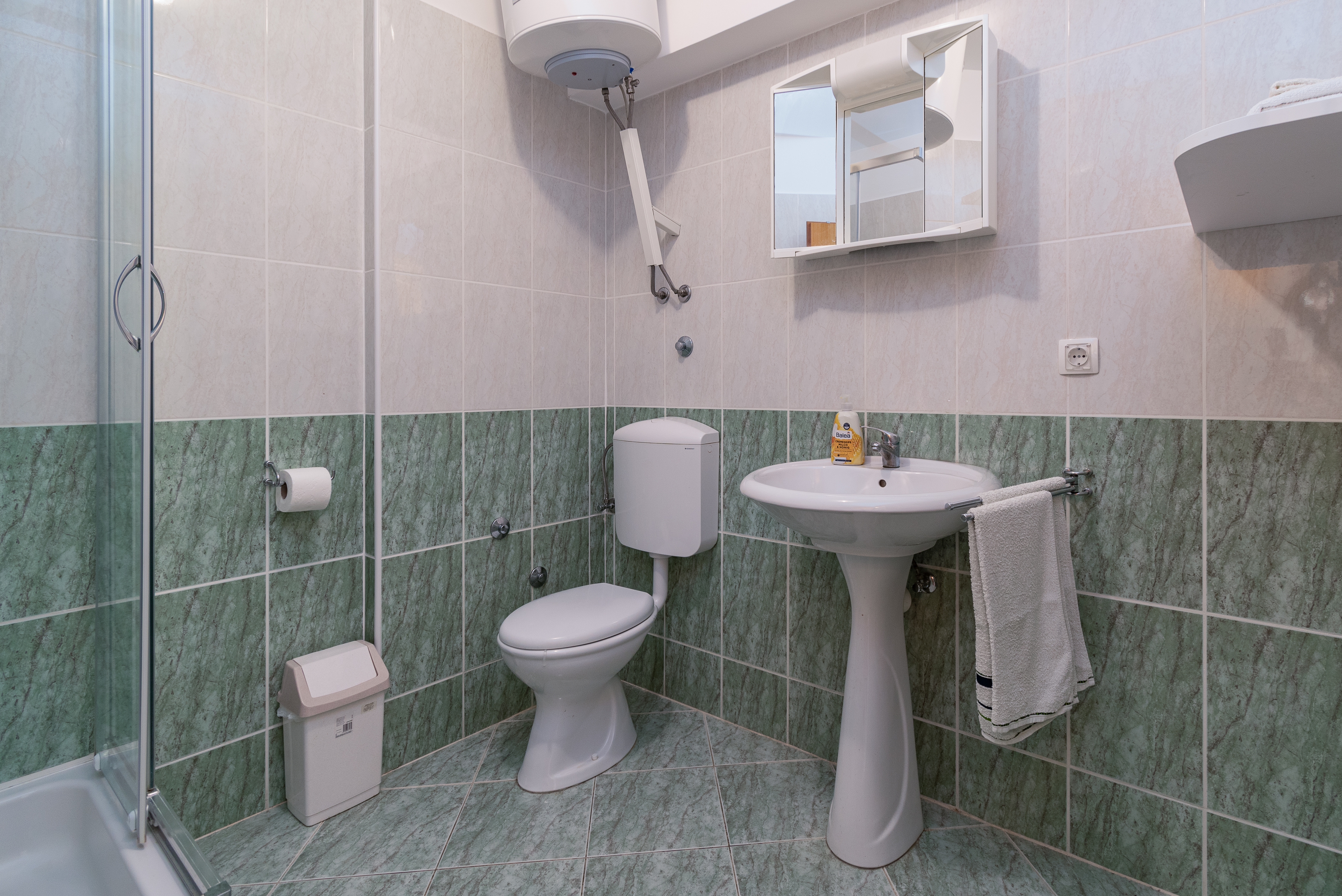 One bedroom apartment with balcony and sea view Dramalj, Crikvenica  A-d