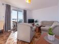 Living room Dramalj, Living room in the apartment, air condition available, (pet friendly) and WiFi.