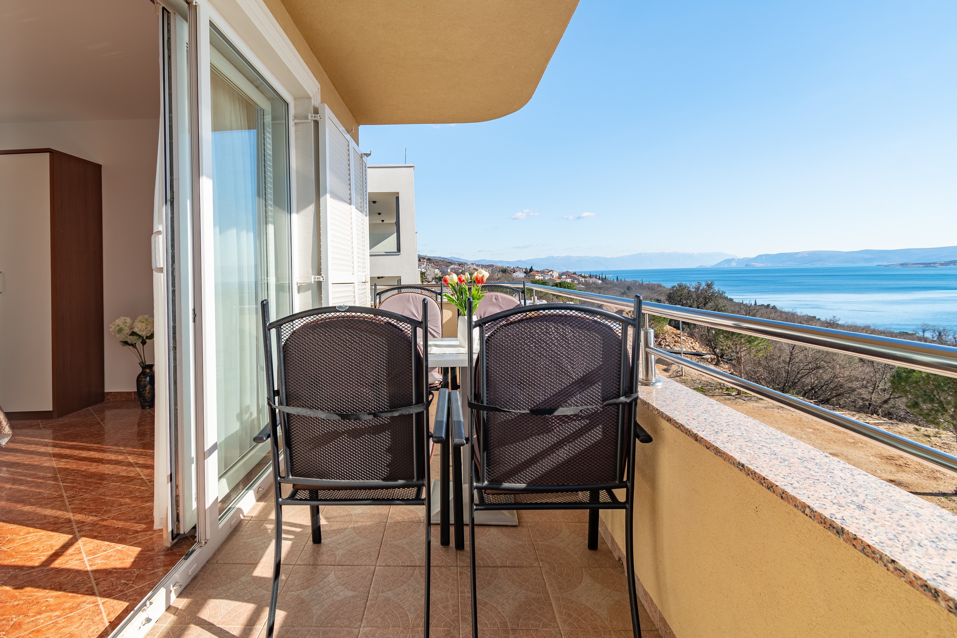 Two bedroom apartment with balcony and sea view Dramalj, Crikvenica  A-e