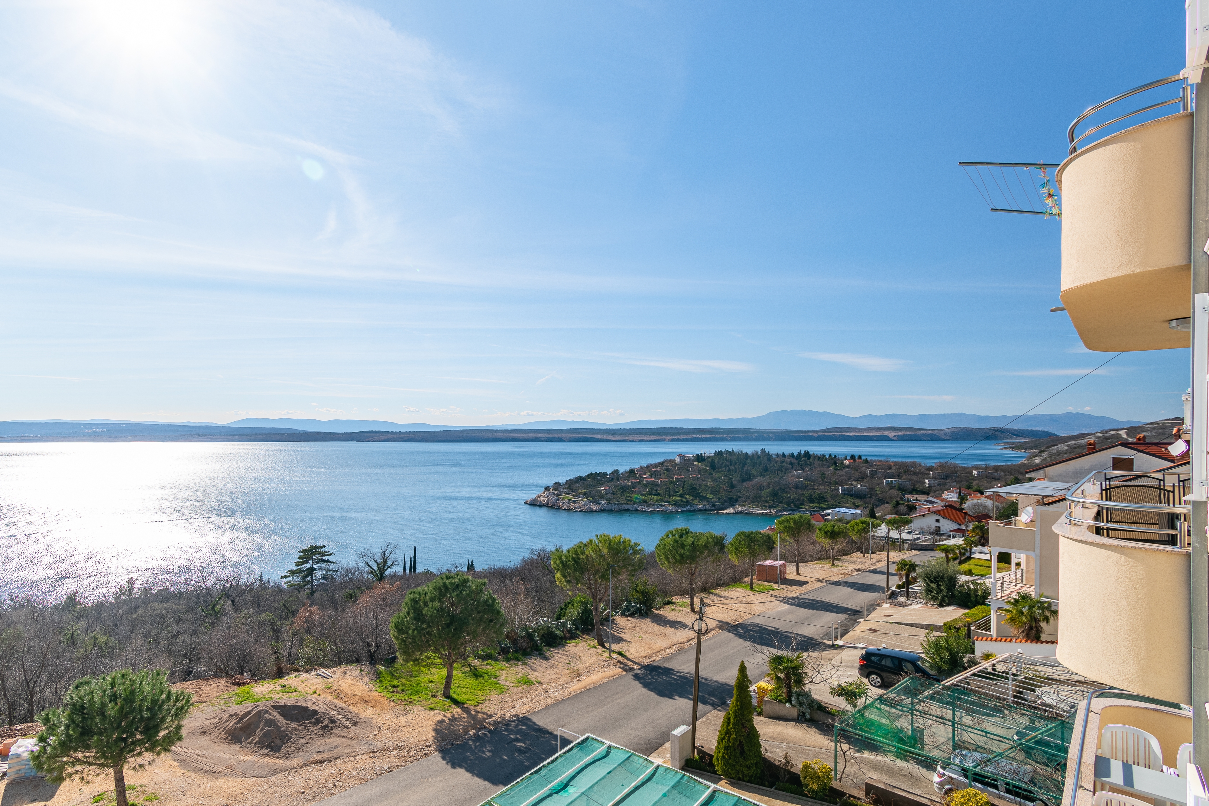 Two bedroom apartment with balcony and sea view Dramalj, Crikvenica  A-e