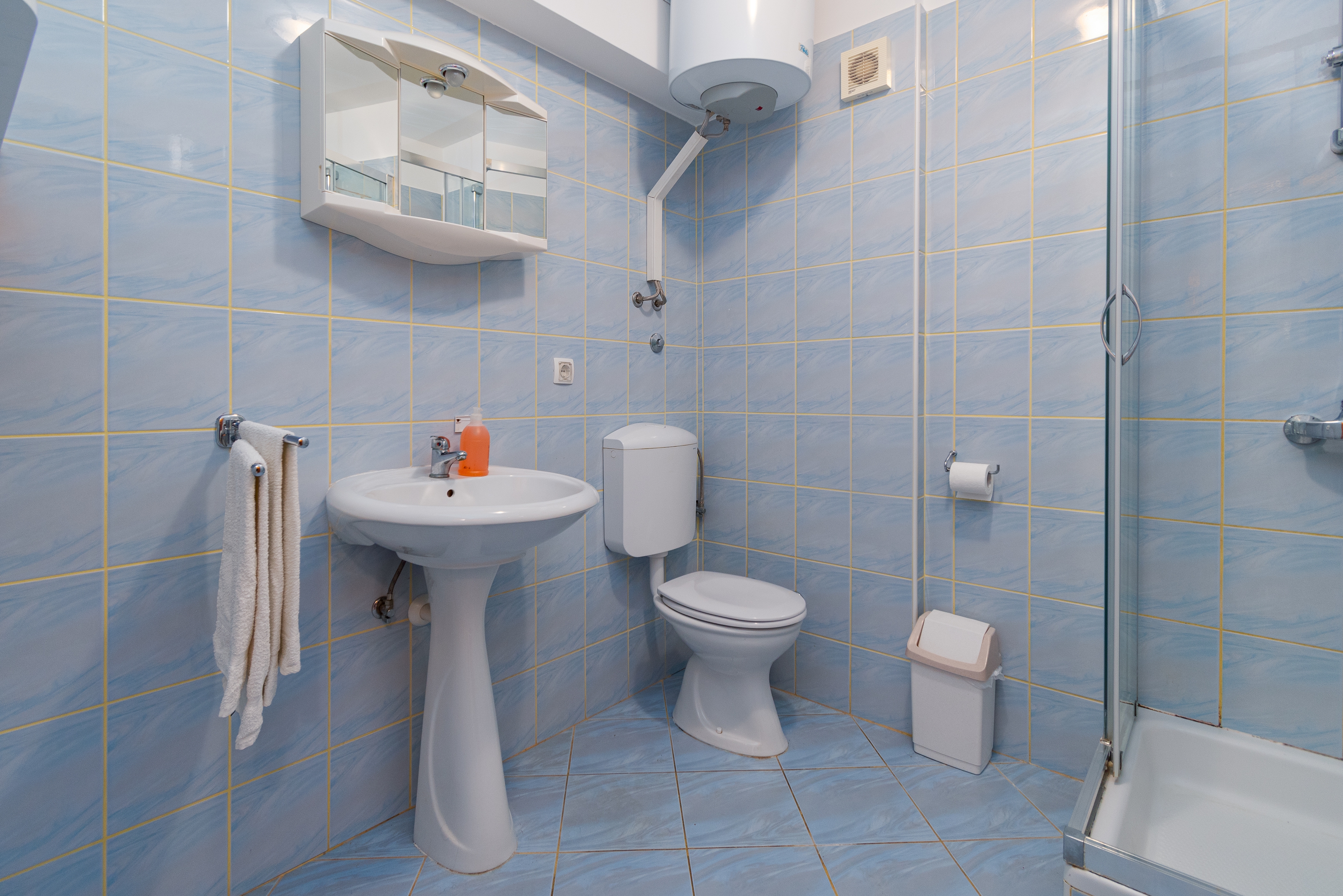 Two bedroom apartment with balcony and sea view Dramalj, Crikvenica  A-e