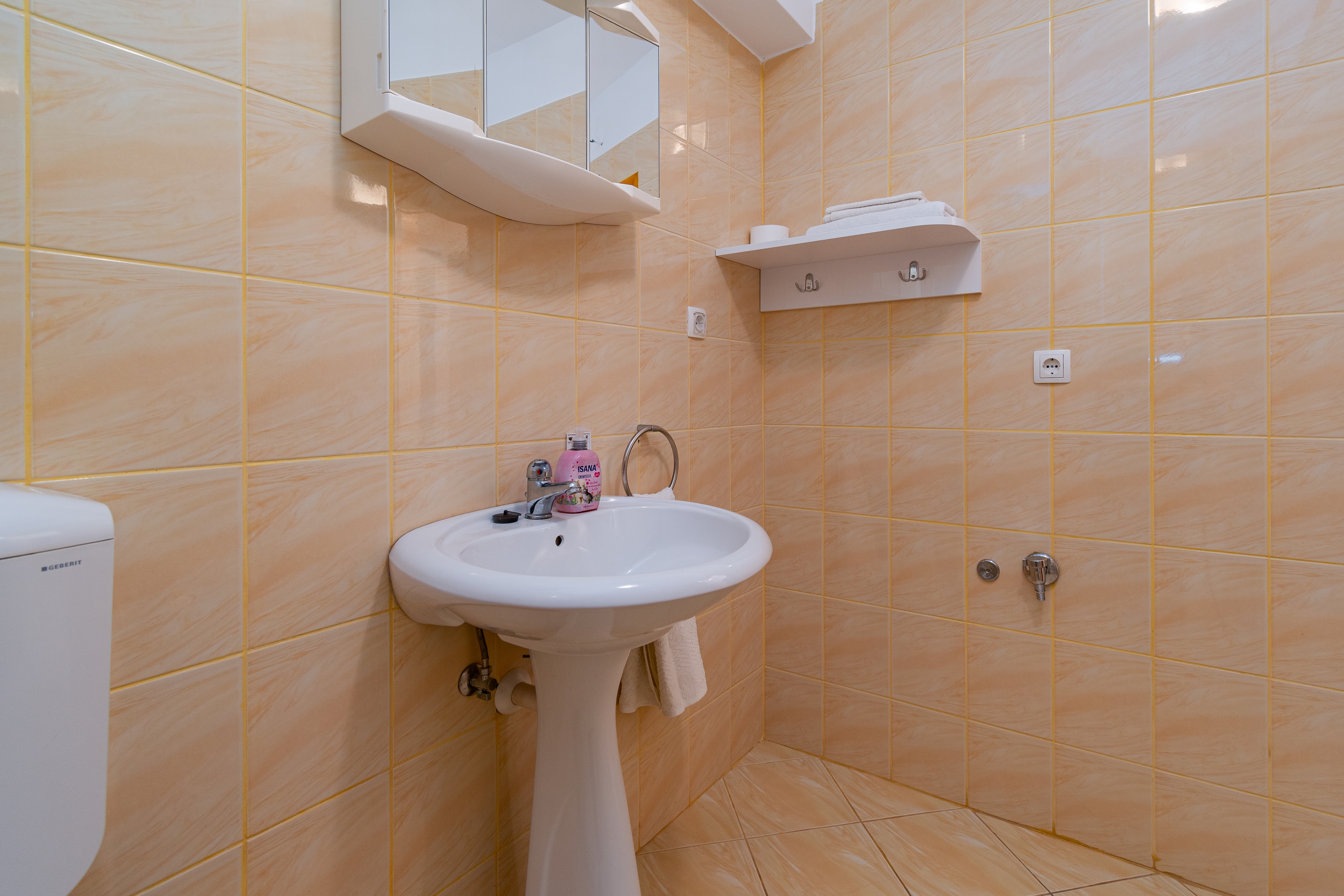 Two bedroom apartment with balcony and sea view Dramalj, Crikvenica  A-f