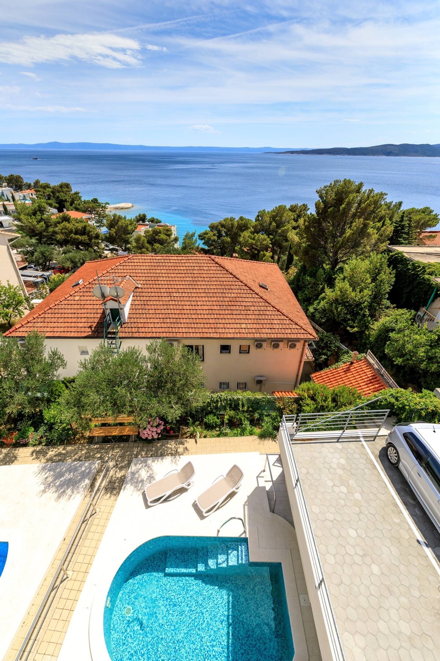 Two bedroom apartment with terrace and sea view Brela, Makarska  A-c