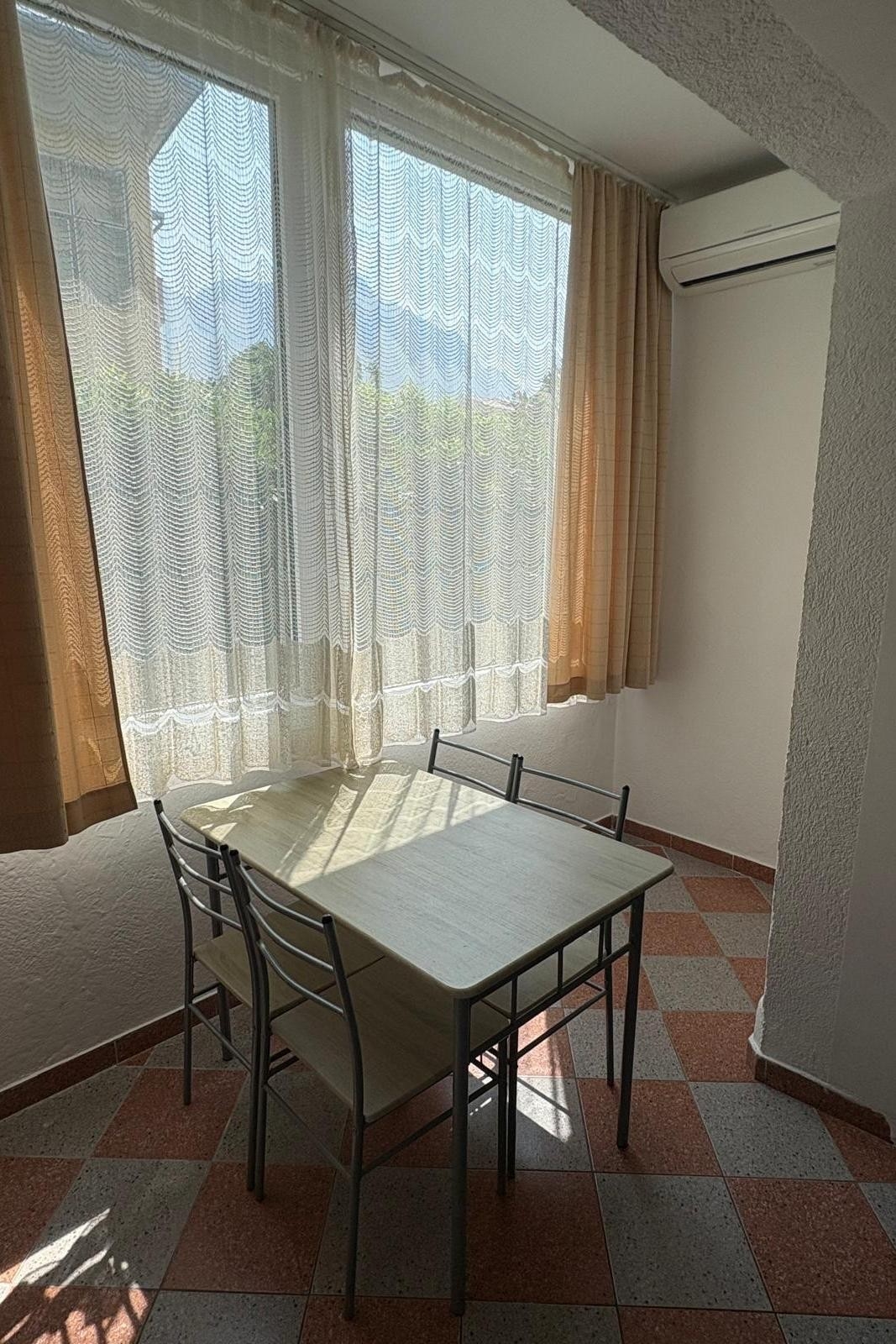 Studio flat with terrace Baška Voda, Makarska (AS-20005-a)