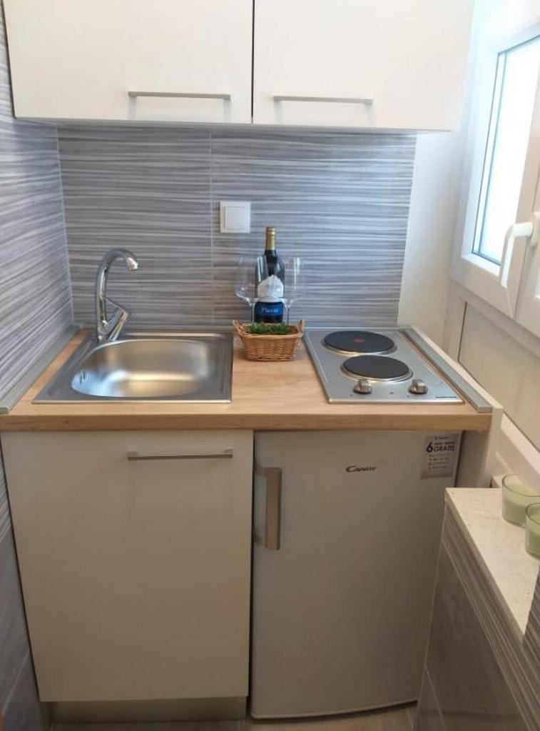 Studio flat with terrace Baška Voda, Makarska (AS-20005-e)