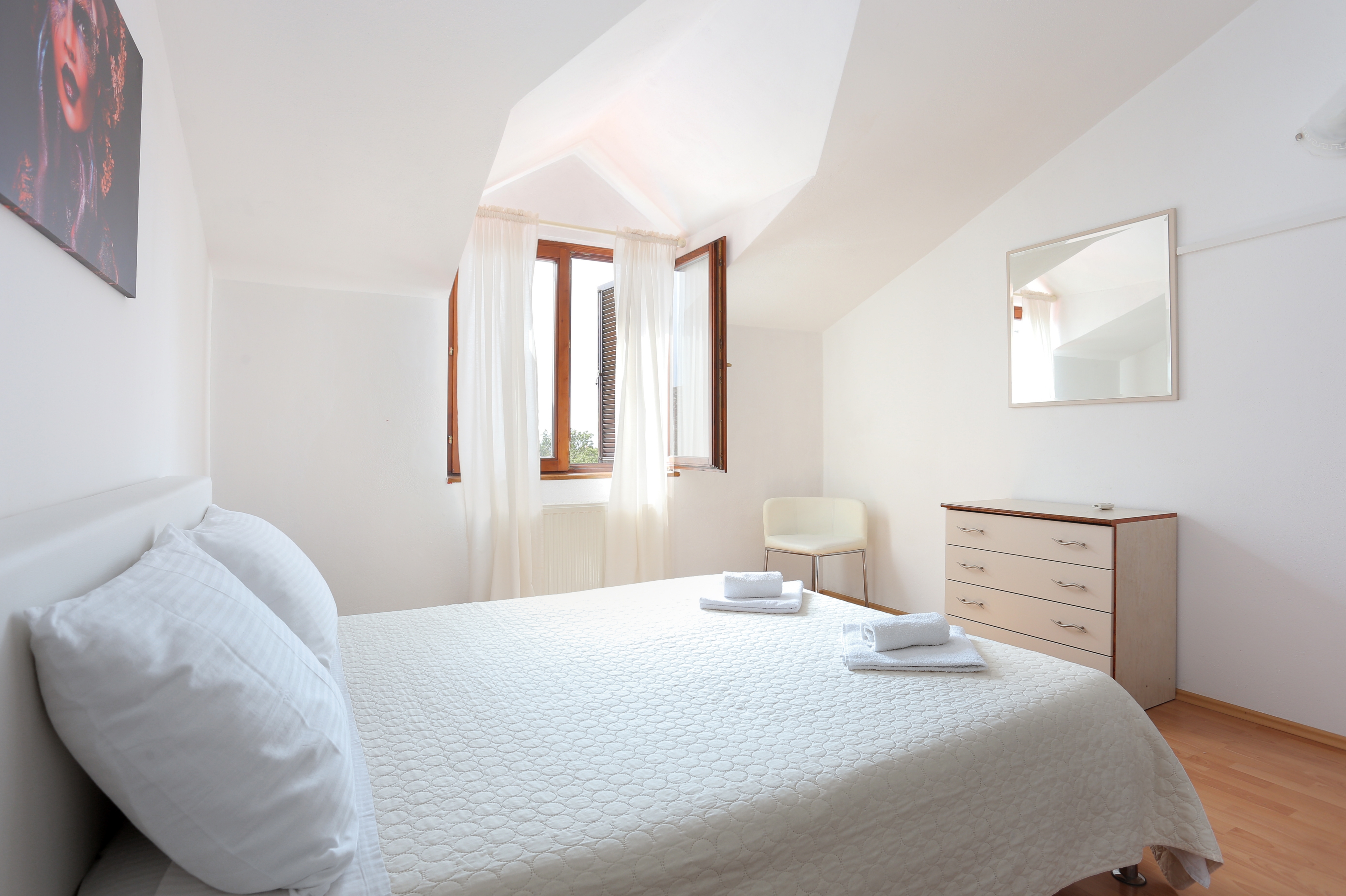 Three bedroom house with terrace and sea view Gornje Sitno, Split  K