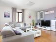 Гостиная Gornje Sitno, Гостиная в размещении типа house, доступный кондиционер и WiFi.