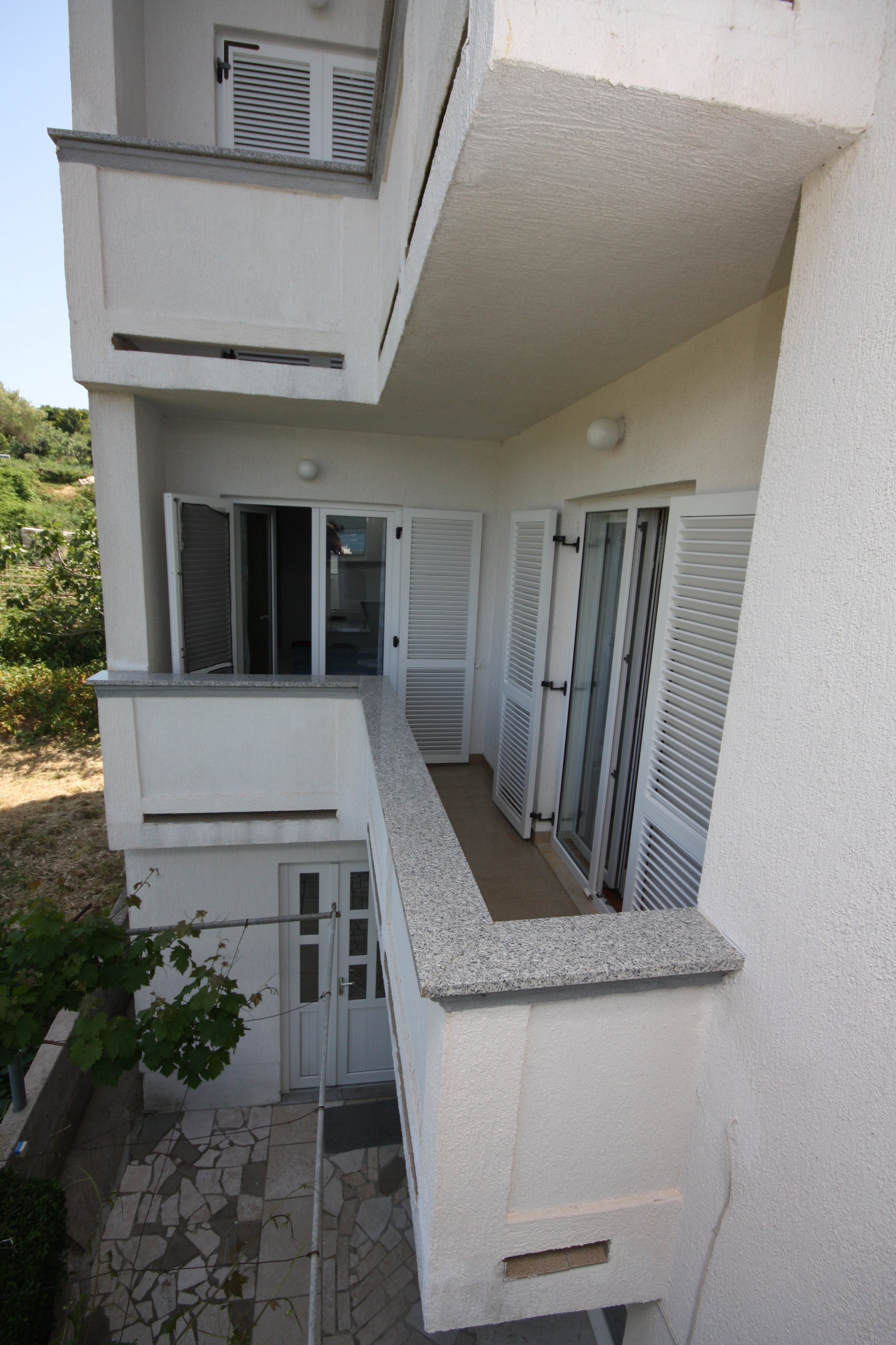 Two bedroom apartment near beach Supetarska Draga - Donja, Rab  A-b