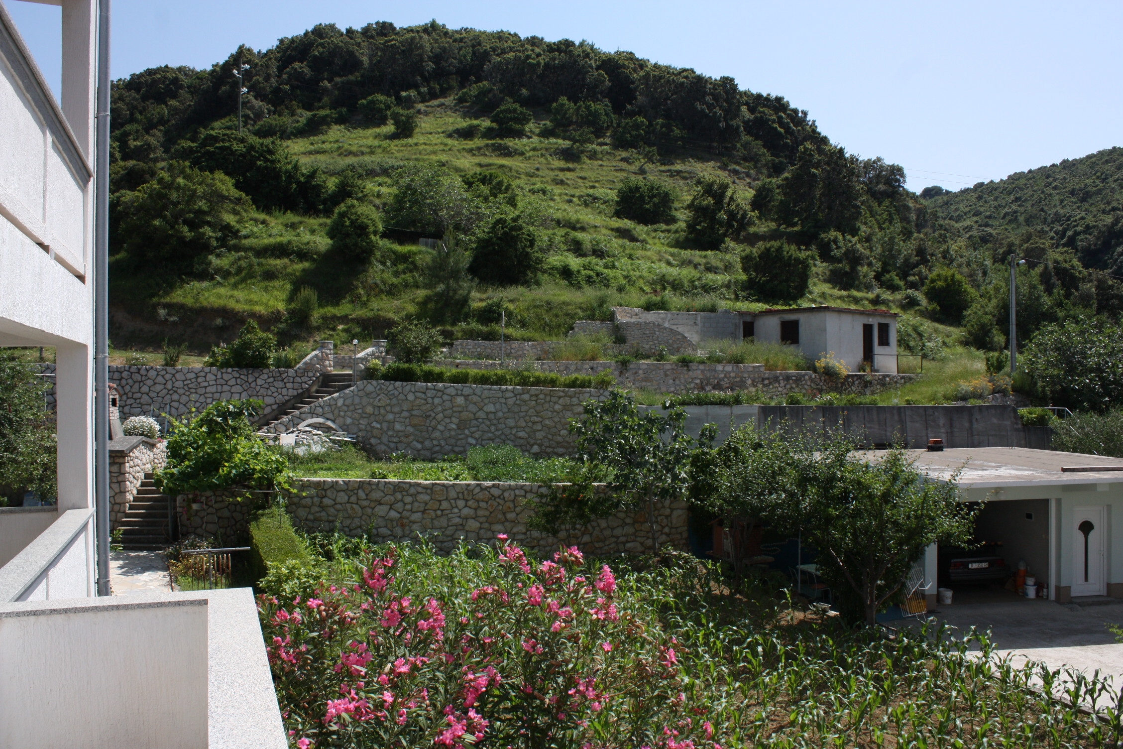 Two bedroom apartment near beach Supetarska Draga - Donja, Rab  A-b