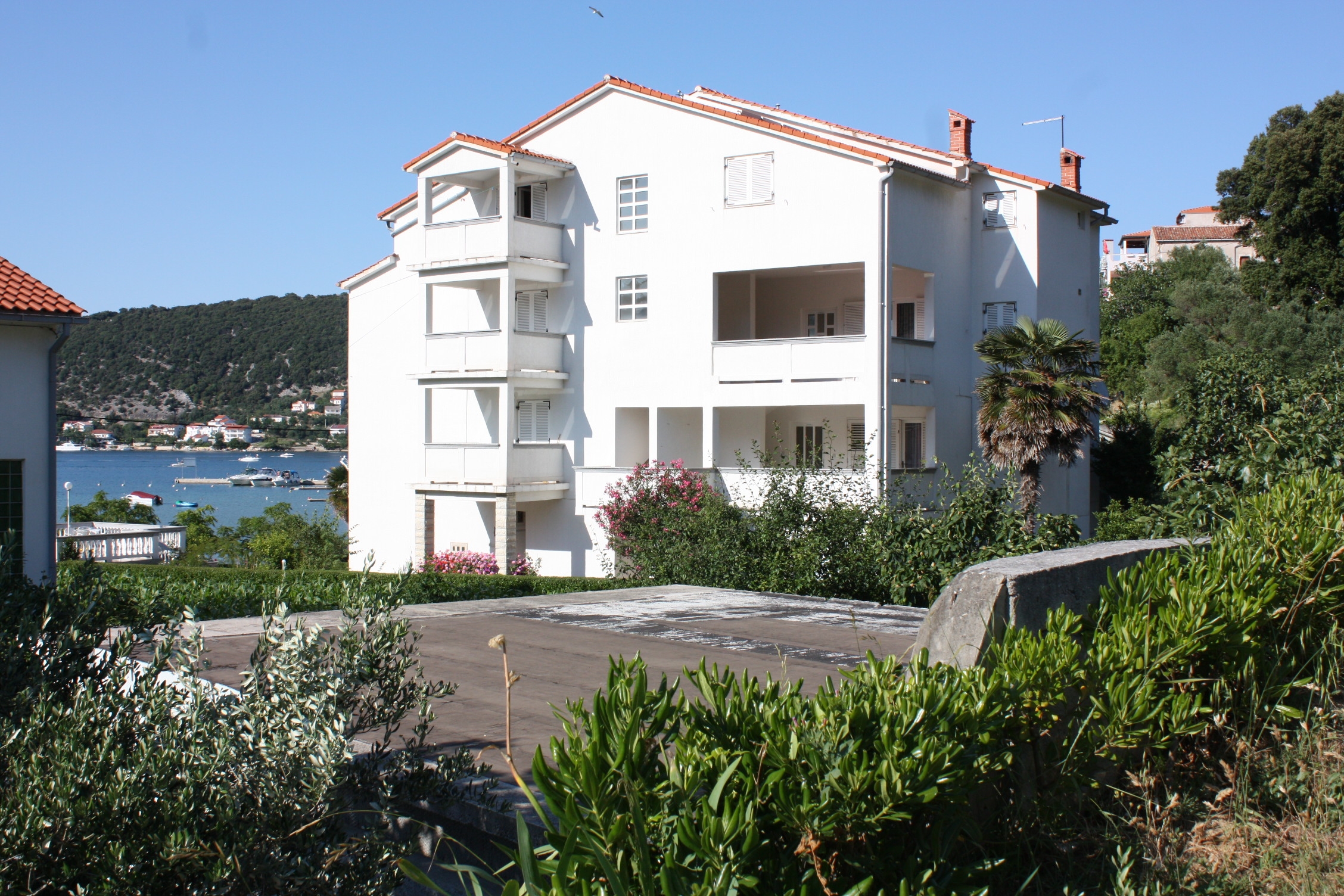 Room near beach Supetarska Draga - Donja (Rab) (S-2001-a)