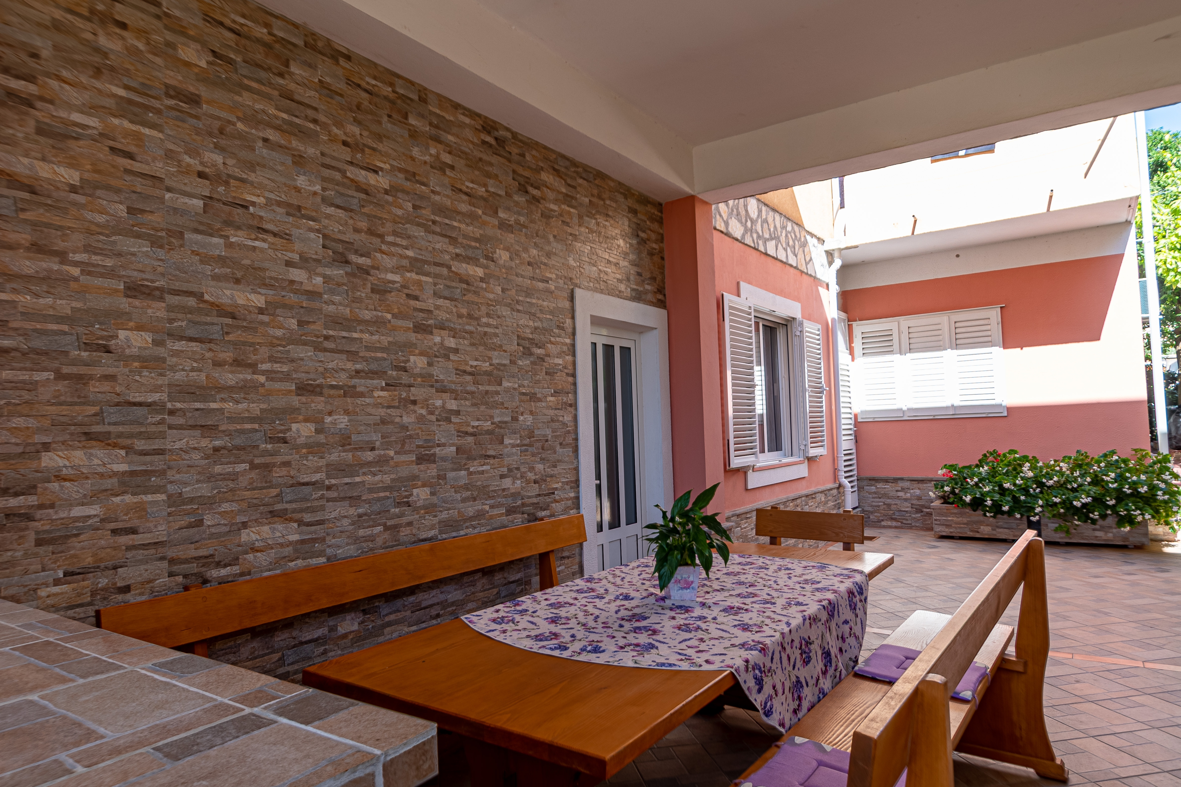 One bedroom apartment with terrace Orebić, Pelješac  A-b