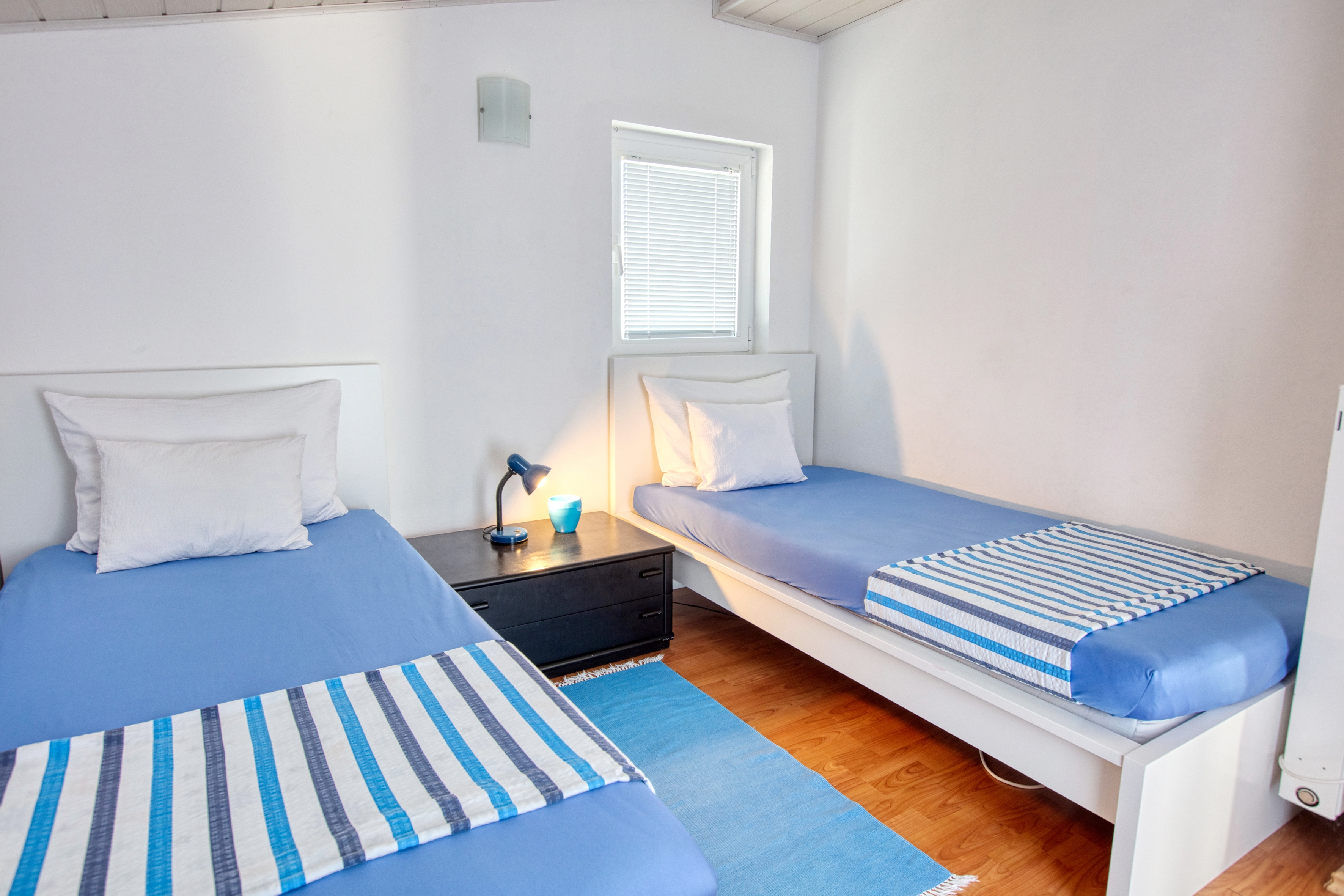 Three bedroom apartment with terrace Pirovac, Šibenik  A-b