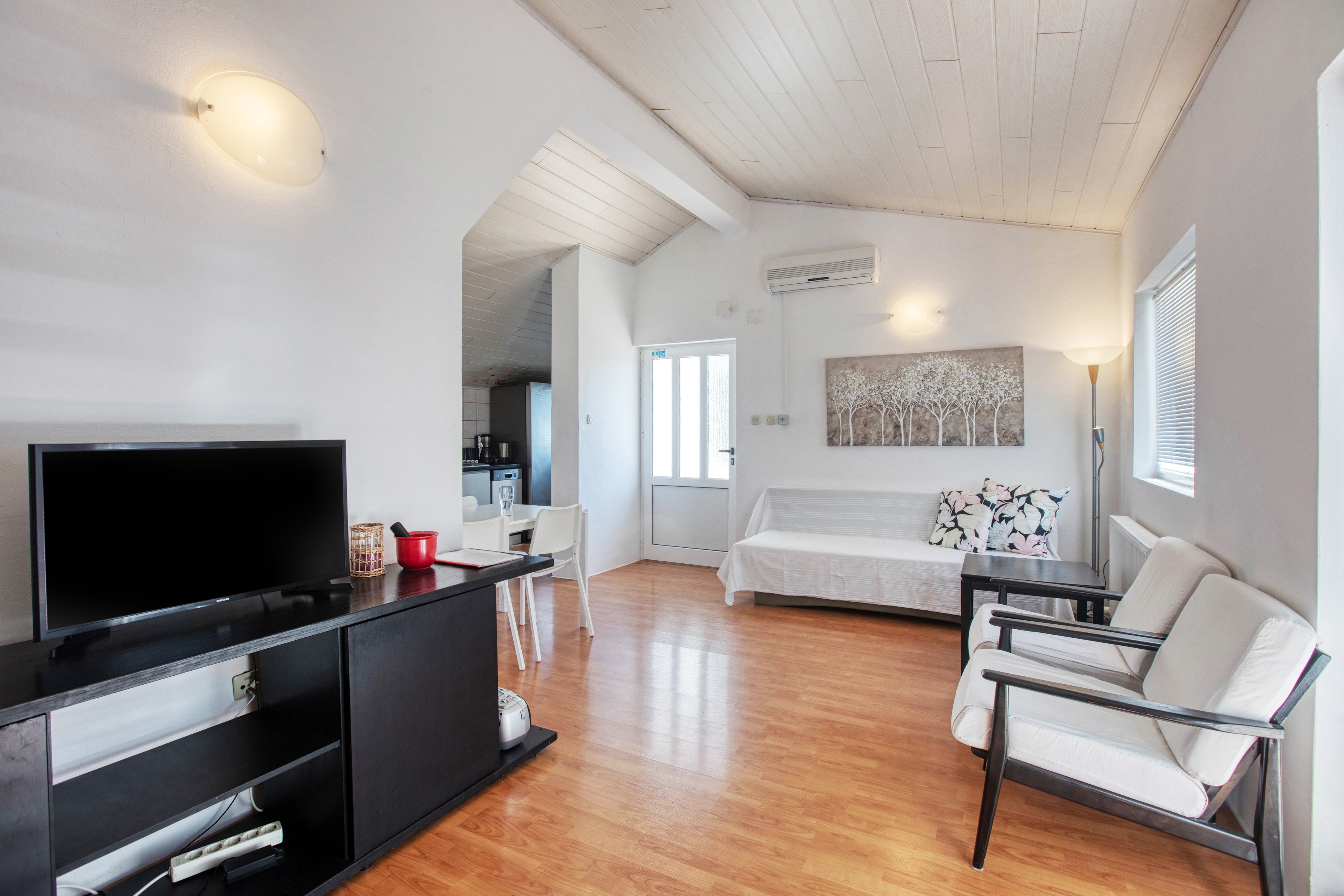 Three bedroom apartment with terrace Pirovac, Šibenik (A-20011-b) Three bedroom apartment with terrace Pirovac, Šibenik (A-20011-b)