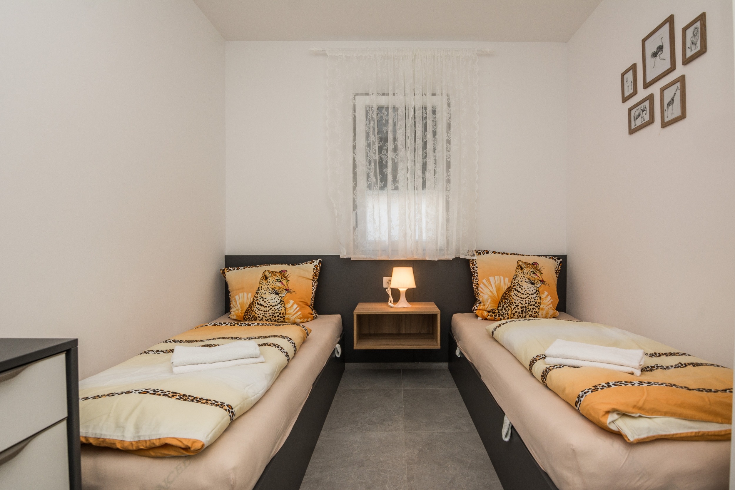 Two bedroom apartment with terrace Vir  A-a