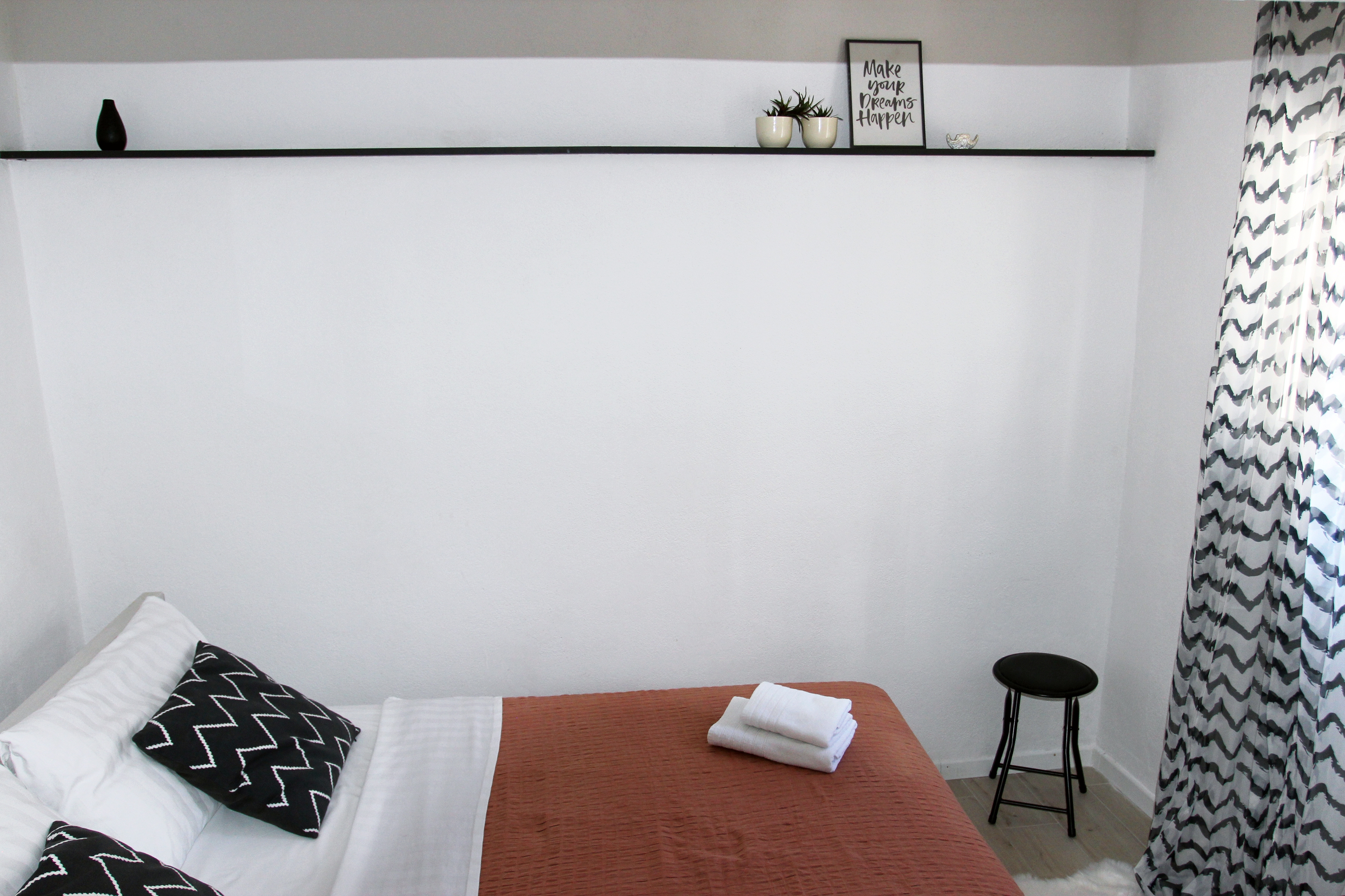 One bedroom apartment with terrace Pirovac, Šibenik (A-20015-a)