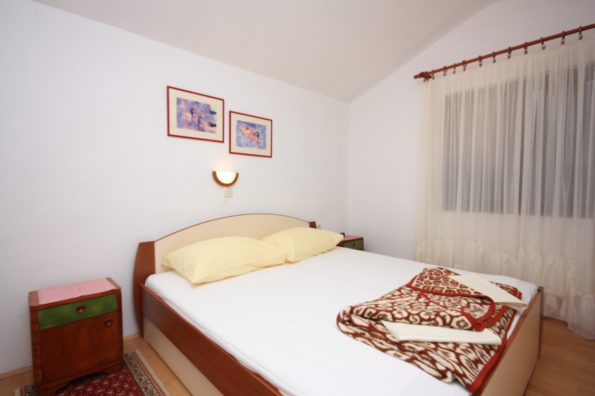 Room with terrace and sea view Supetarska Draga - Gonar, Rab (S-2002-a)