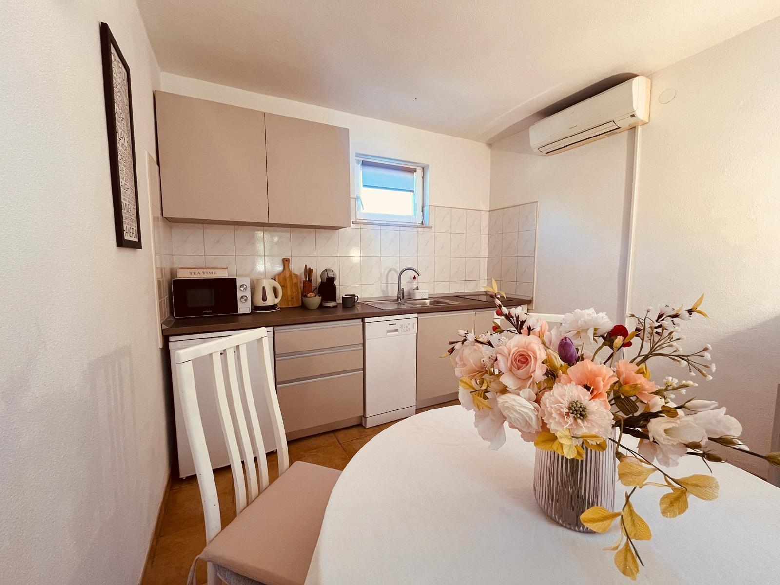 Top Rogoznica Zečevo Top Rogoznica Zečevo