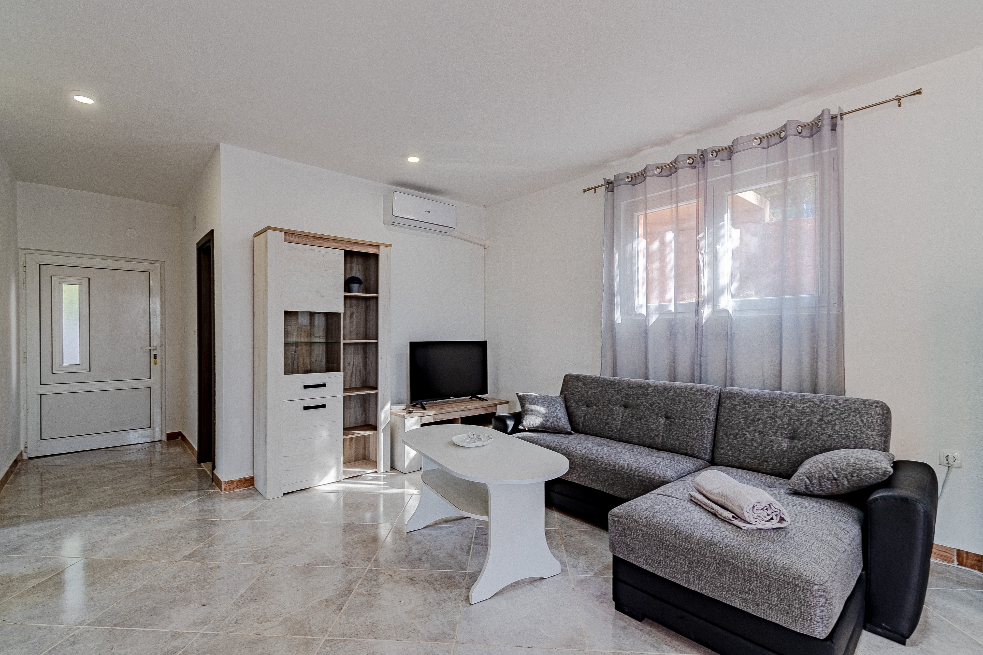 Two bedroom apartment with terrace and sea view Cove Poplat, Korčula (A-20023-b)