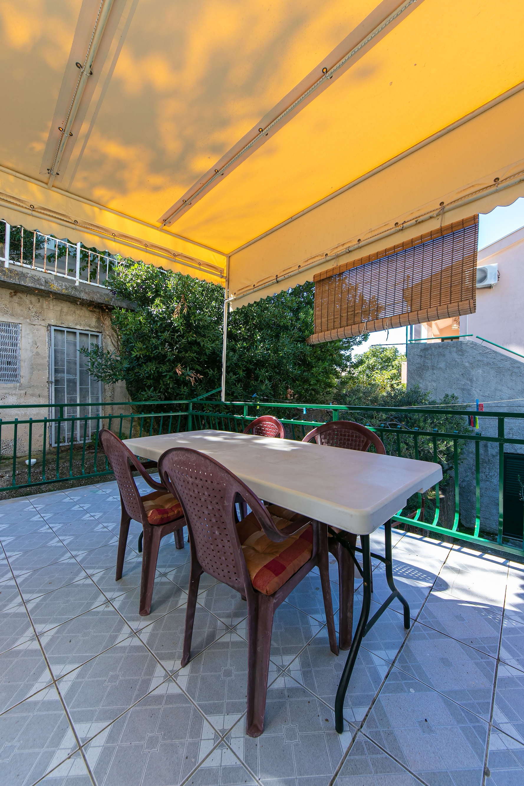 One bedroom apartment with terrace Gradac, Makarska  A-a