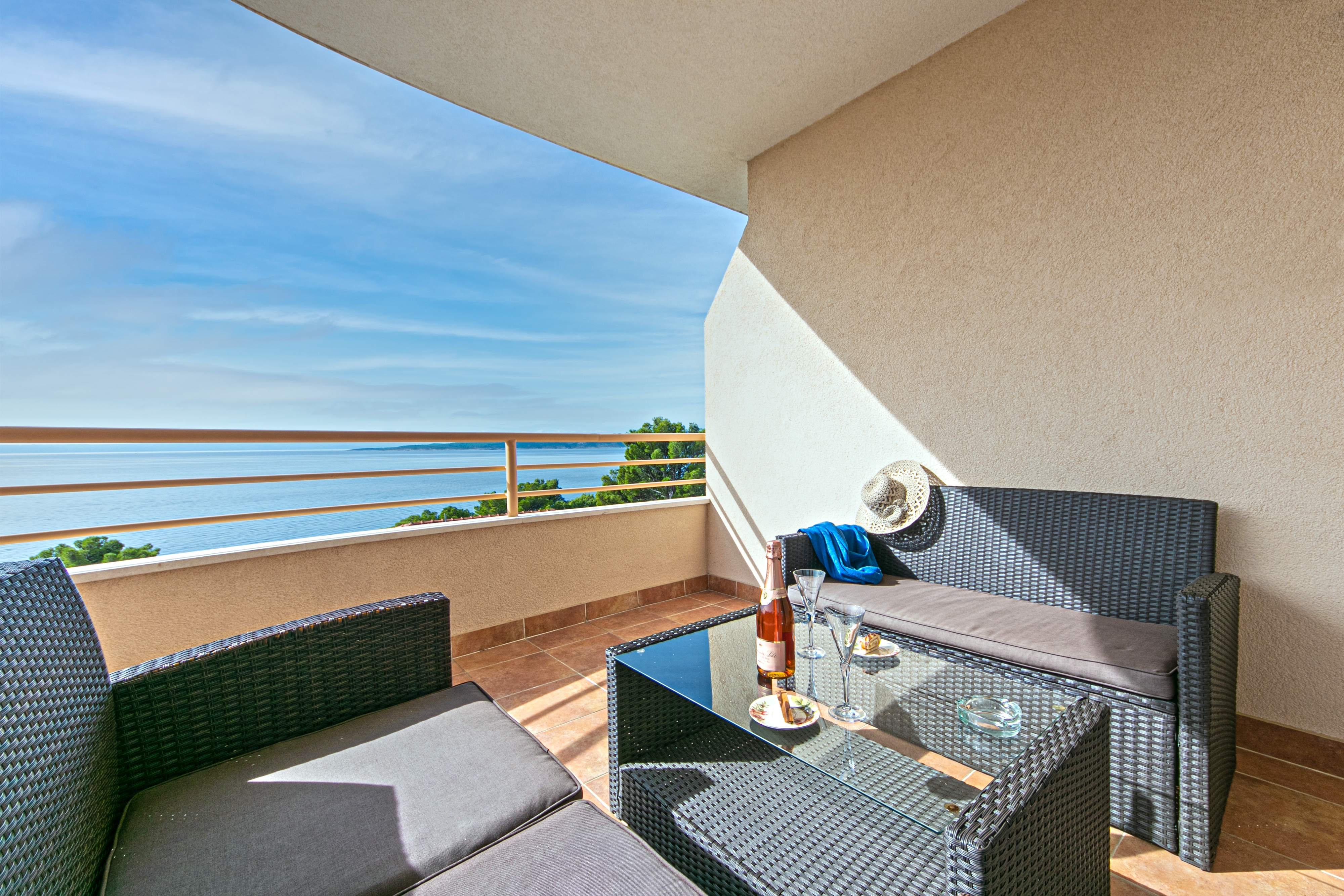 Two bedroom apartment with terrace and sea view Brela, Makarska  A-b