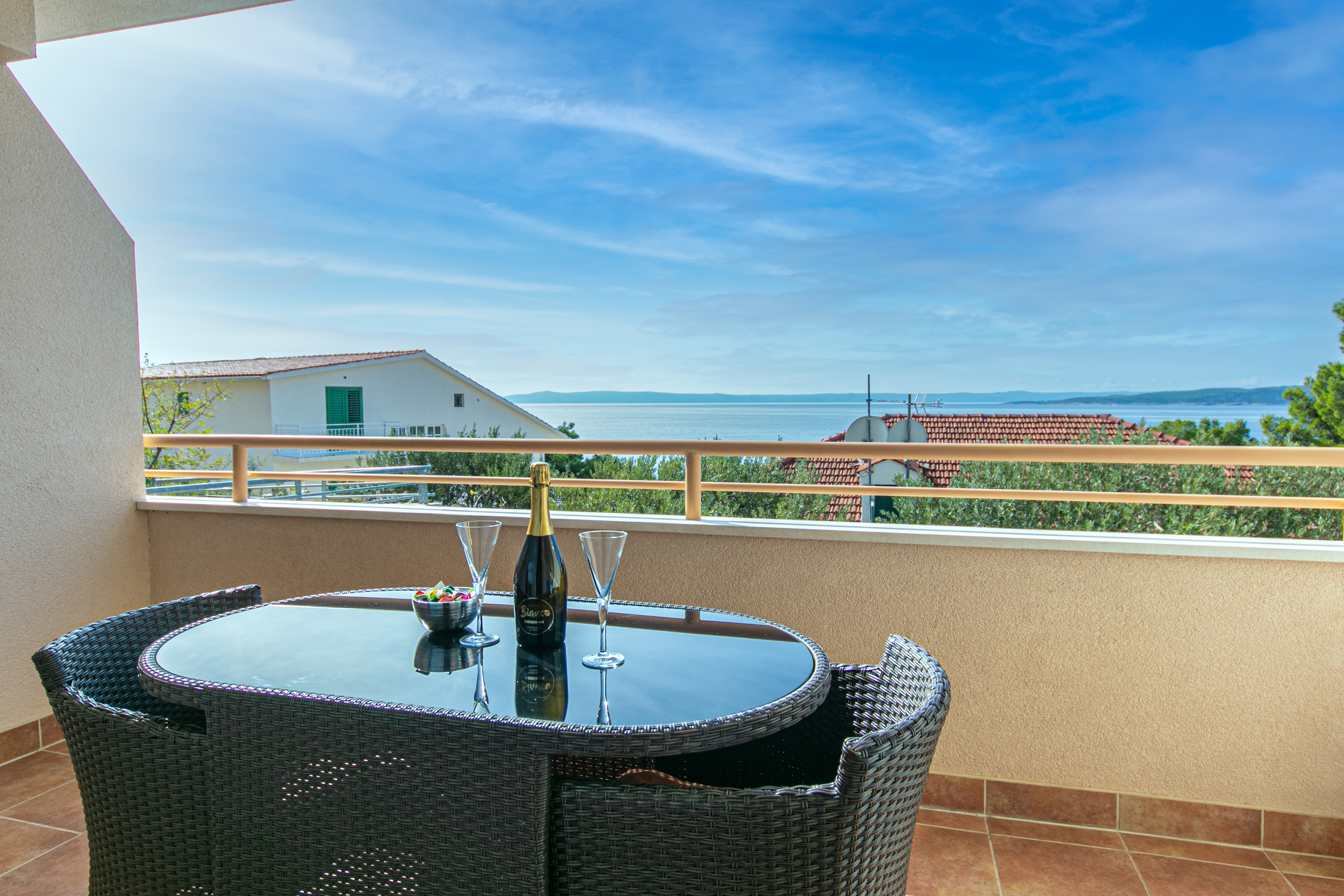 Studio flat with terrace and sea view Brela, Makarska  AS-a