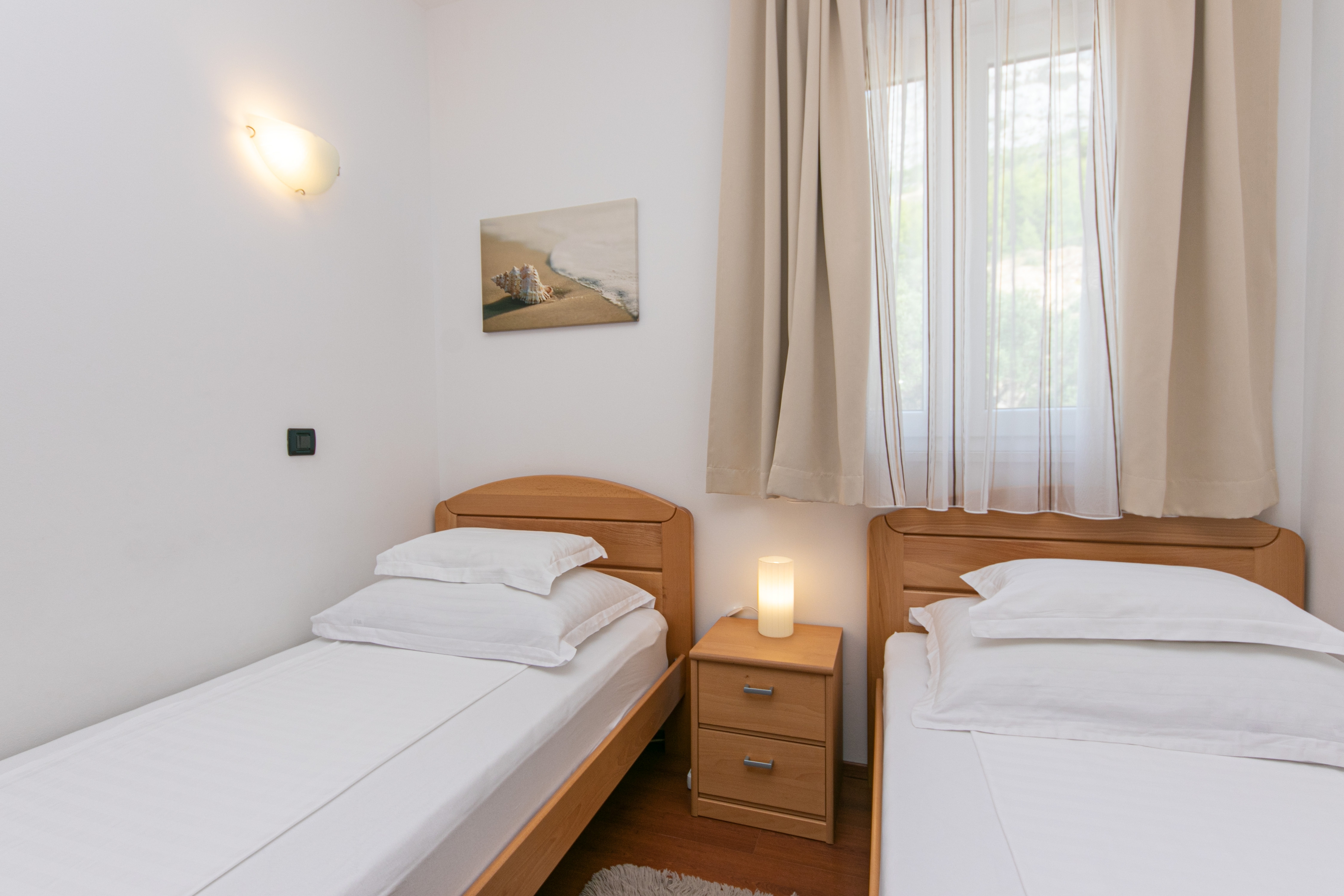 Two bedroom apartment with terrace and sea view Brela, Makarska  A-a
