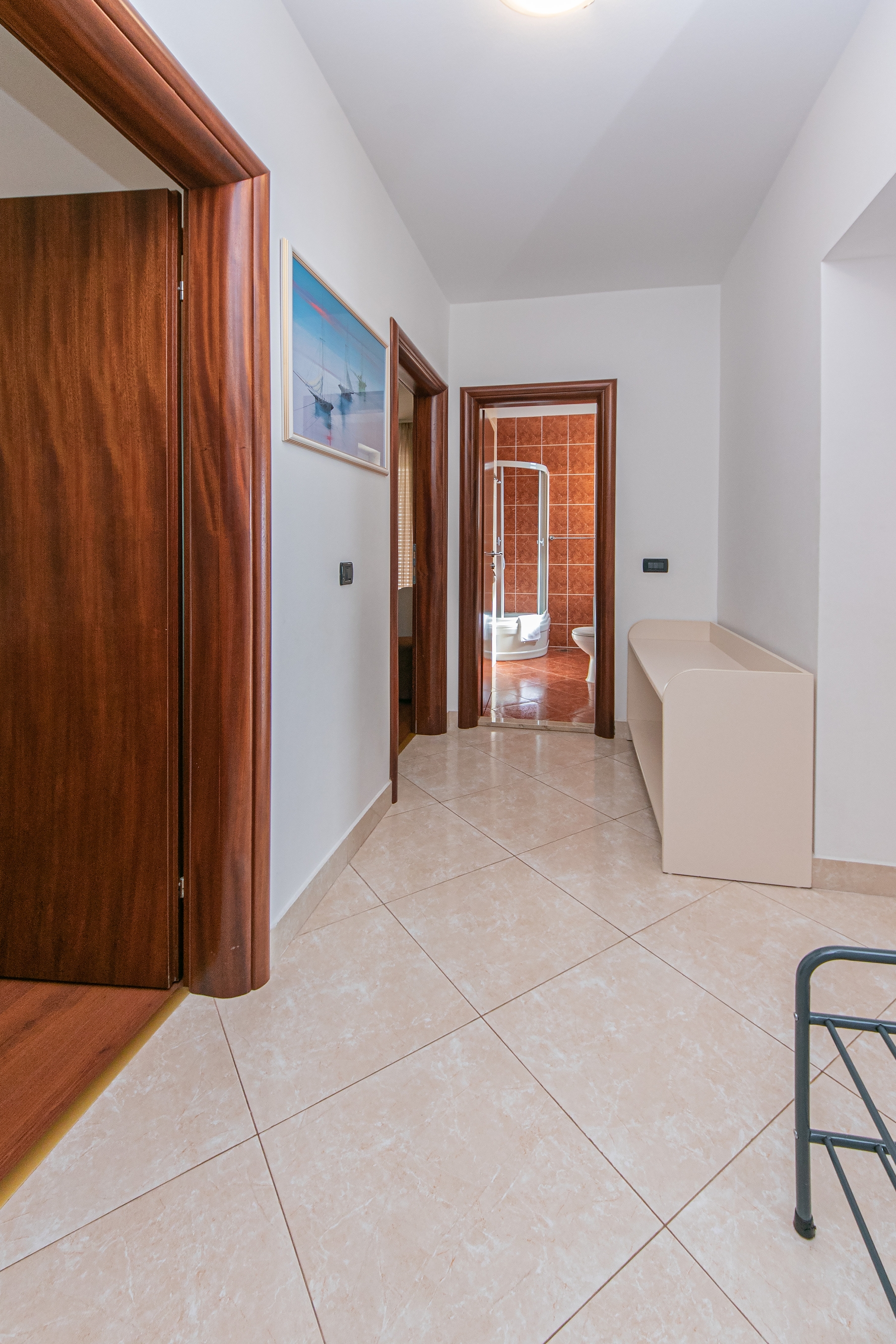 Two bedroom apartment with terrace and sea view Brela, Makarska  A-a