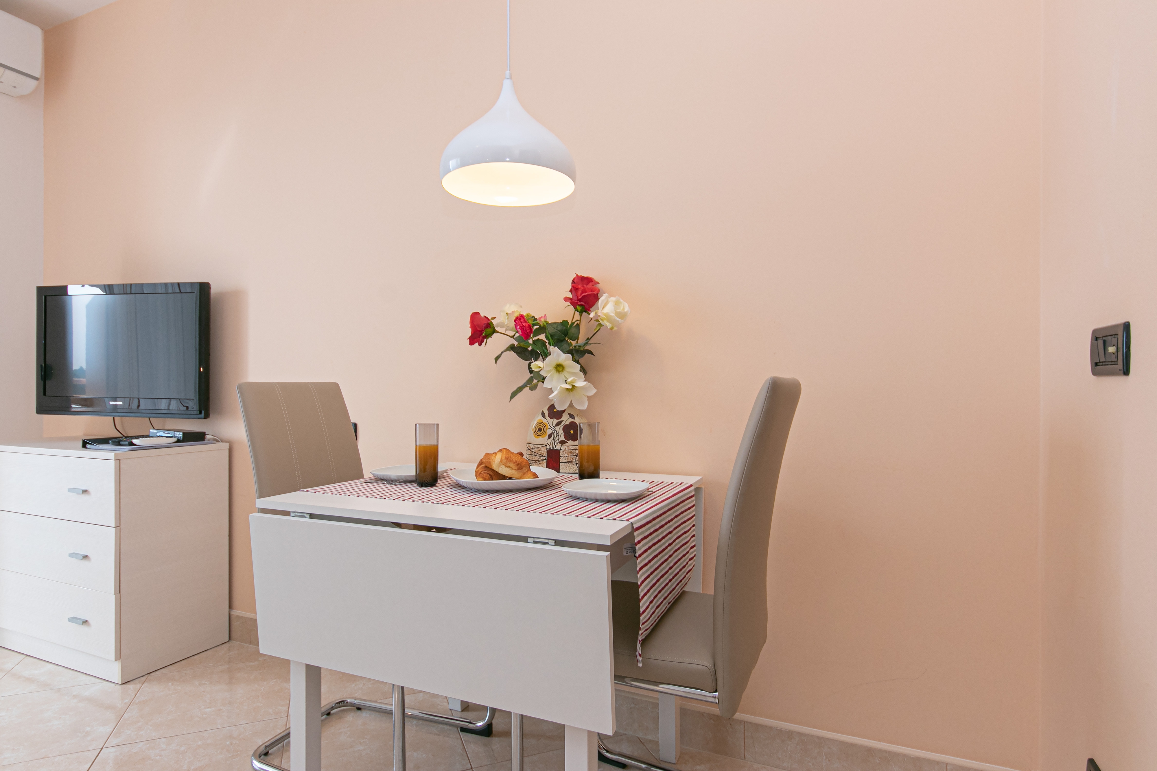 Studio flat with terrace and sea view Brela (Makarska) (AS-20066-a)