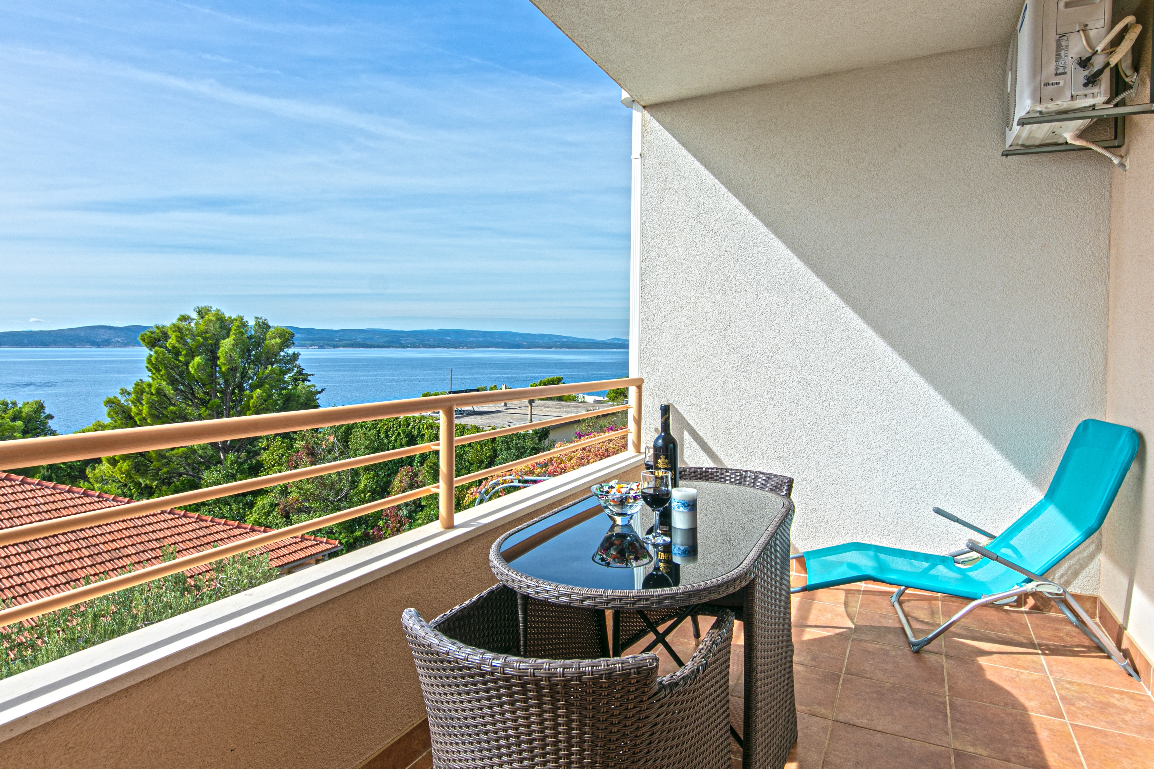 Studio flat with terrace and sea view Brela, Makarska  AS-a
