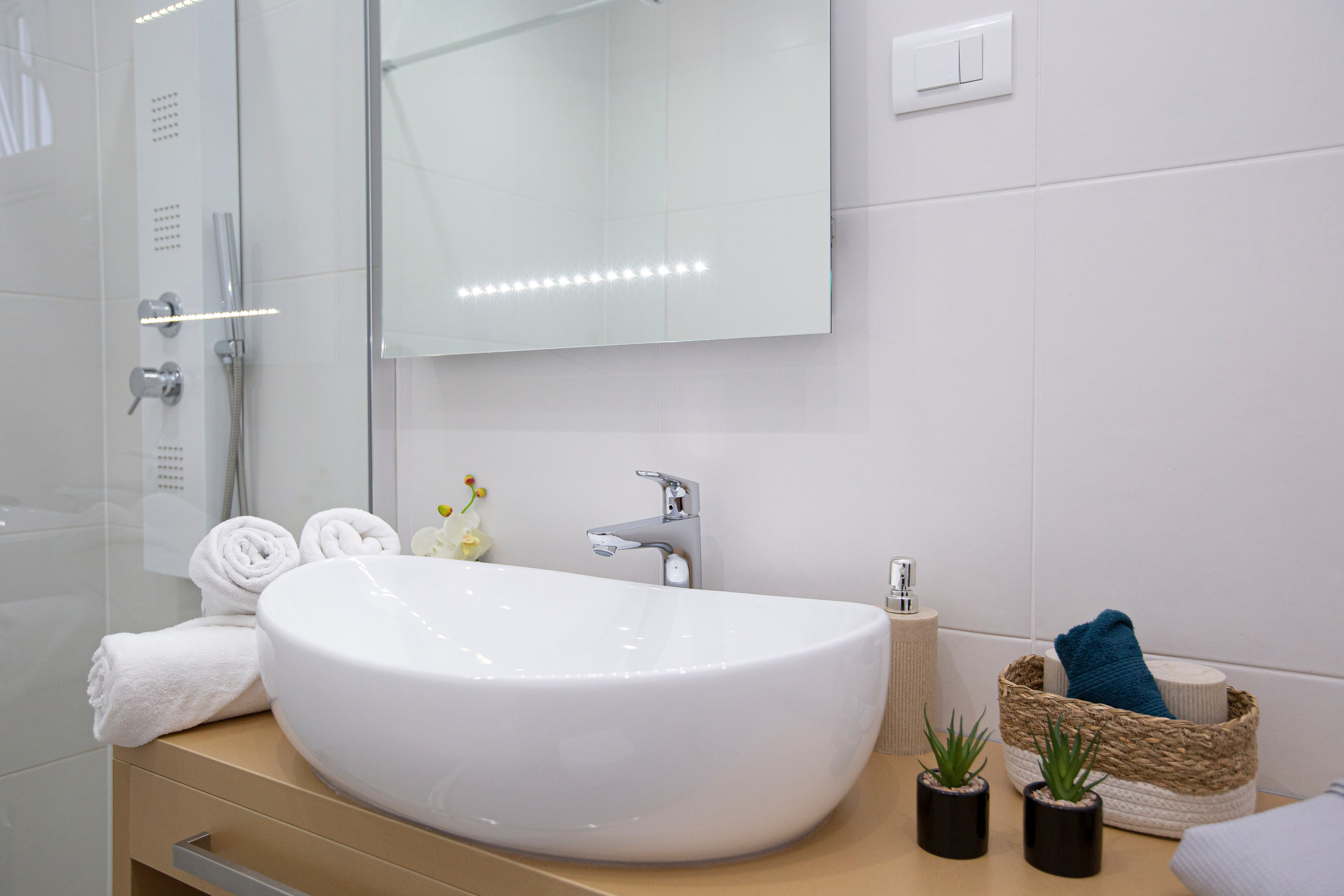 Four bedroom house with terrace Tugare, Omiš  K