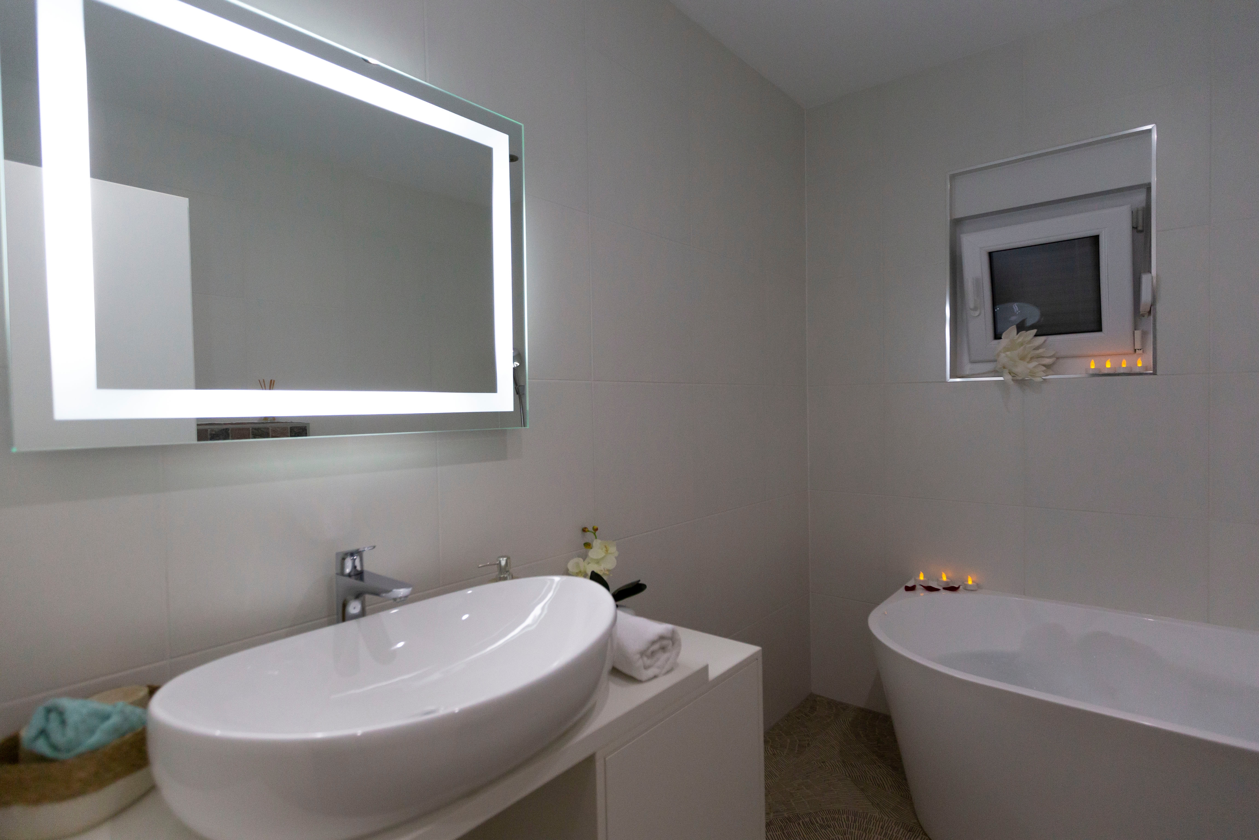Four bedroom house with terrace Tugare, Omiš  K