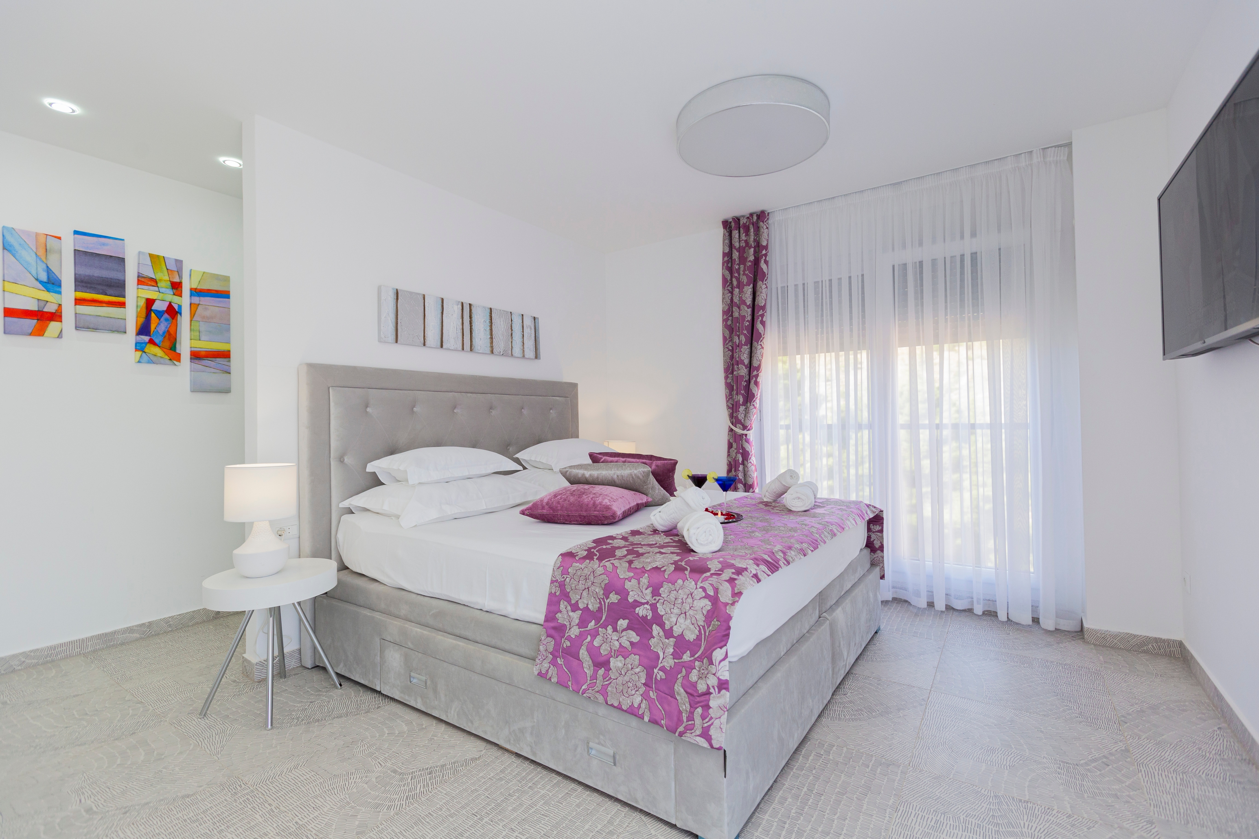 Four bedroom house with terrace Tugare, Omiš  K