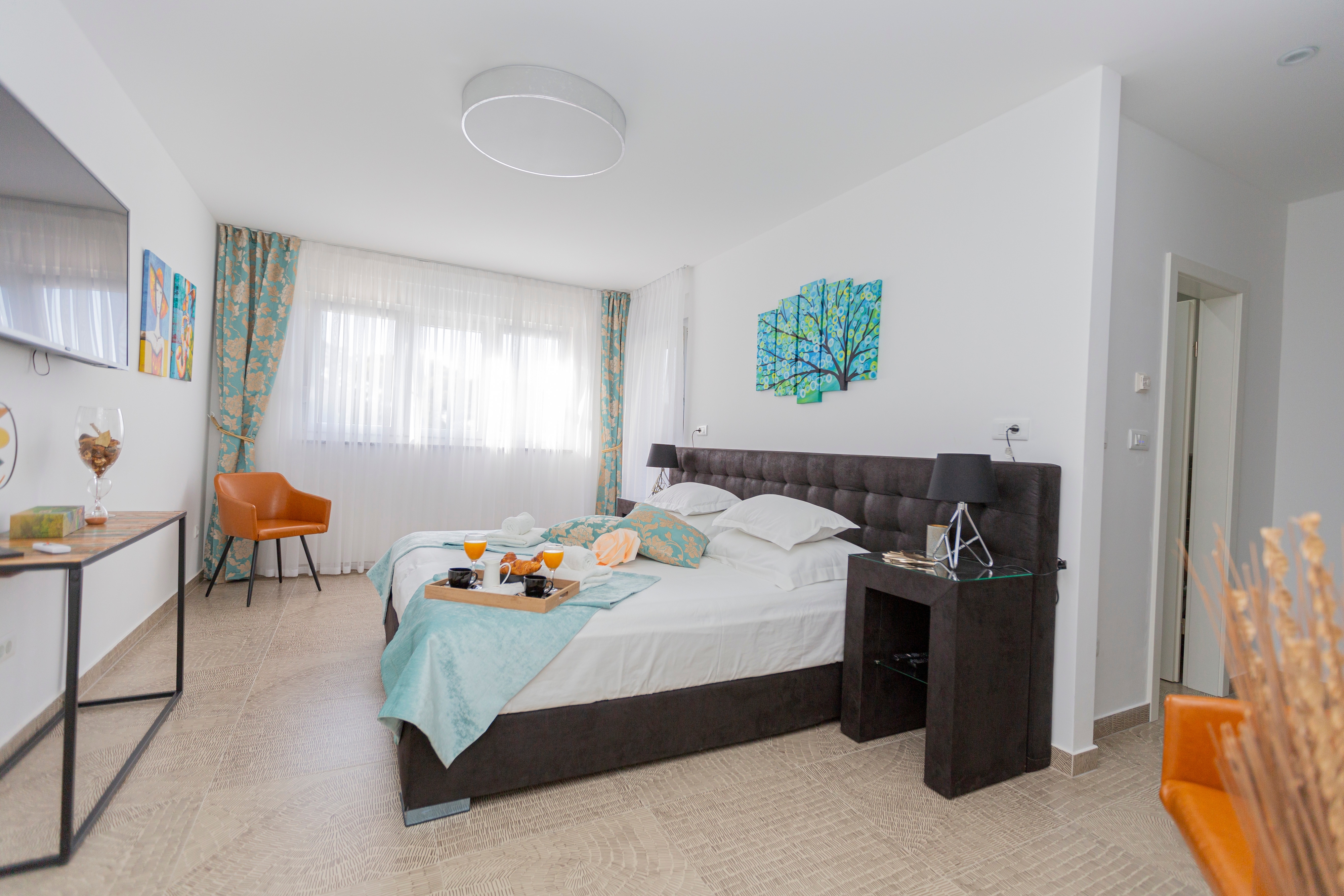 Four bedroom house with terrace Tugare, Omiš  K