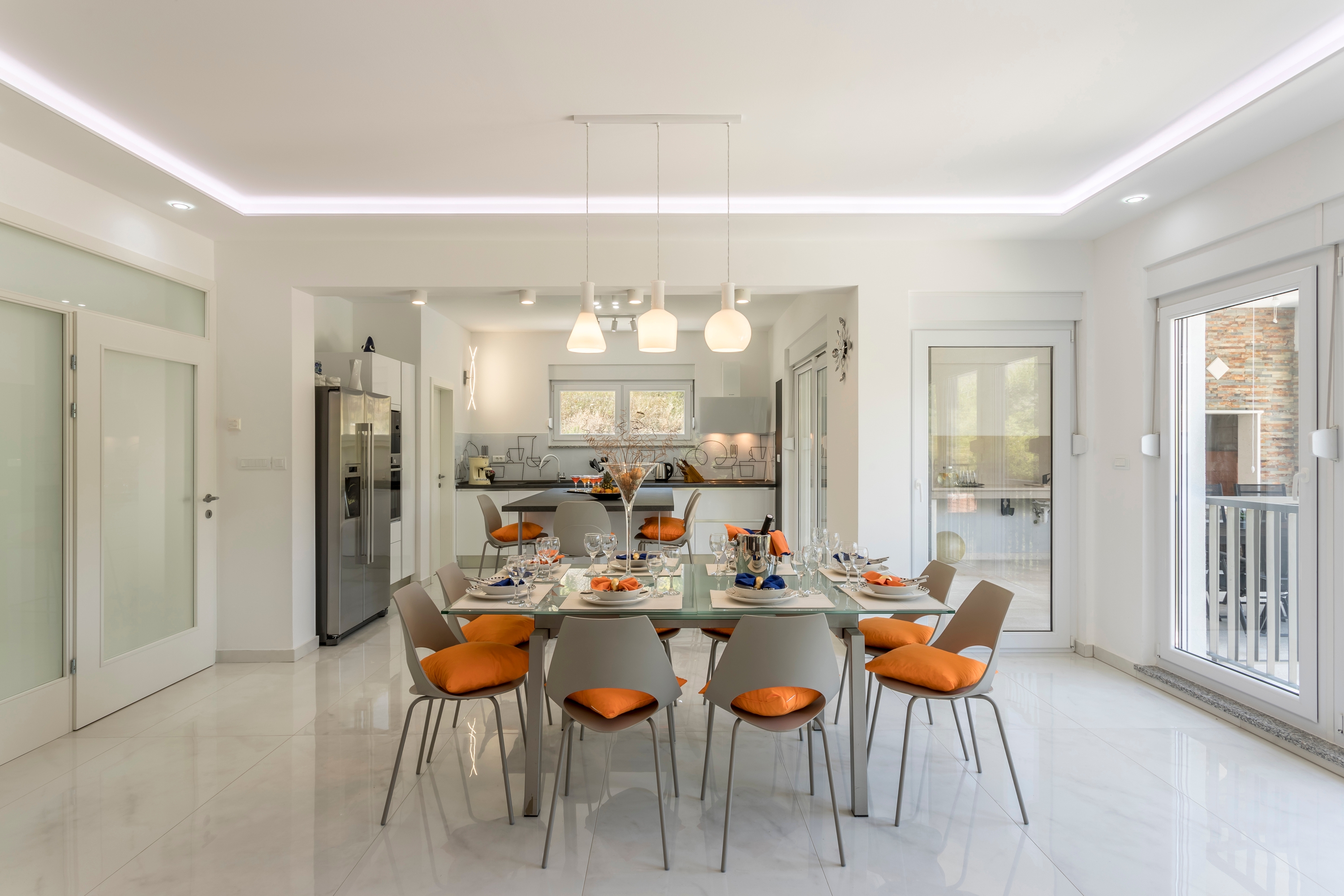 Four bedroom house with terrace Tugare, Omiš  K