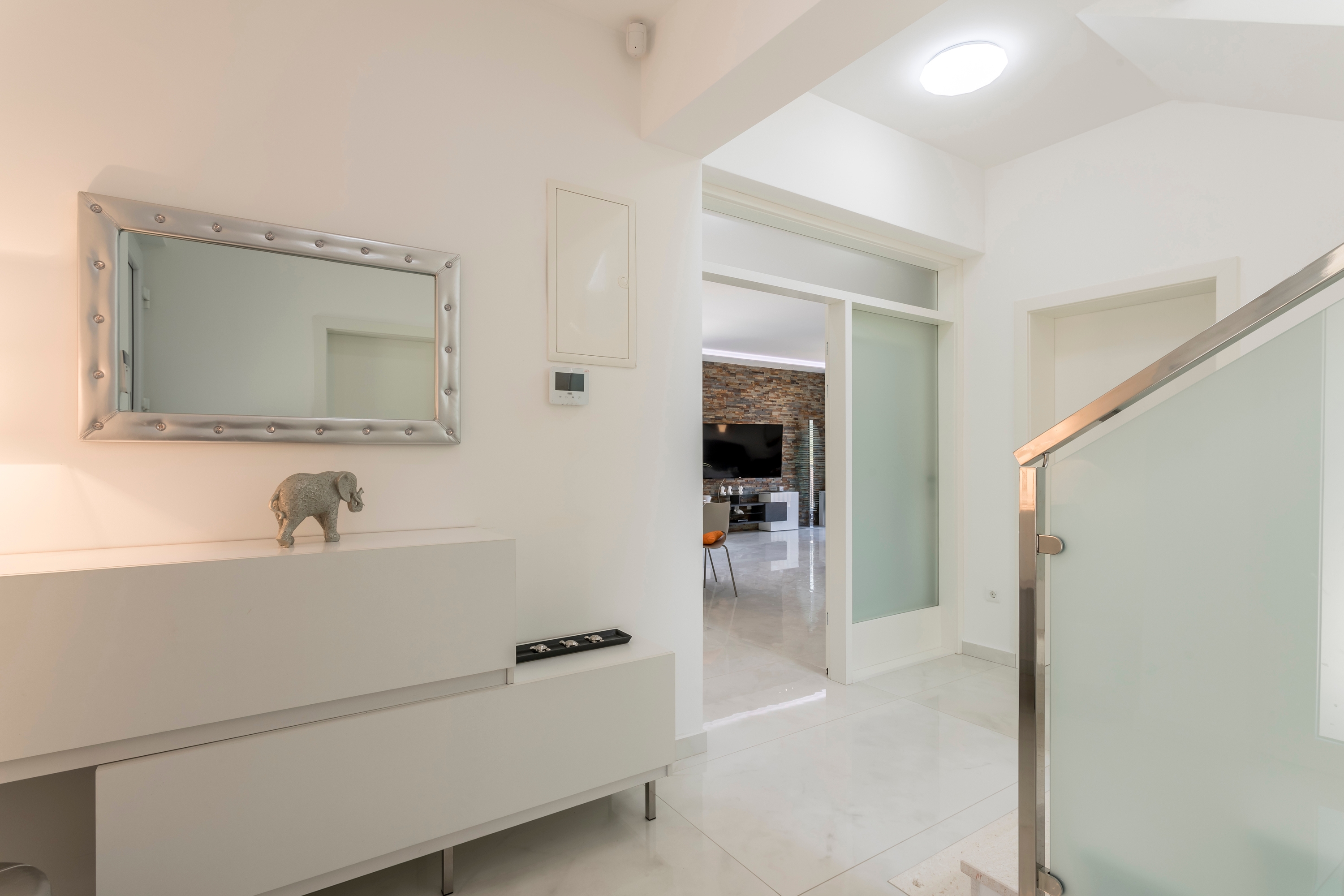 Four bedroom house with terrace Tugare, Omiš  K