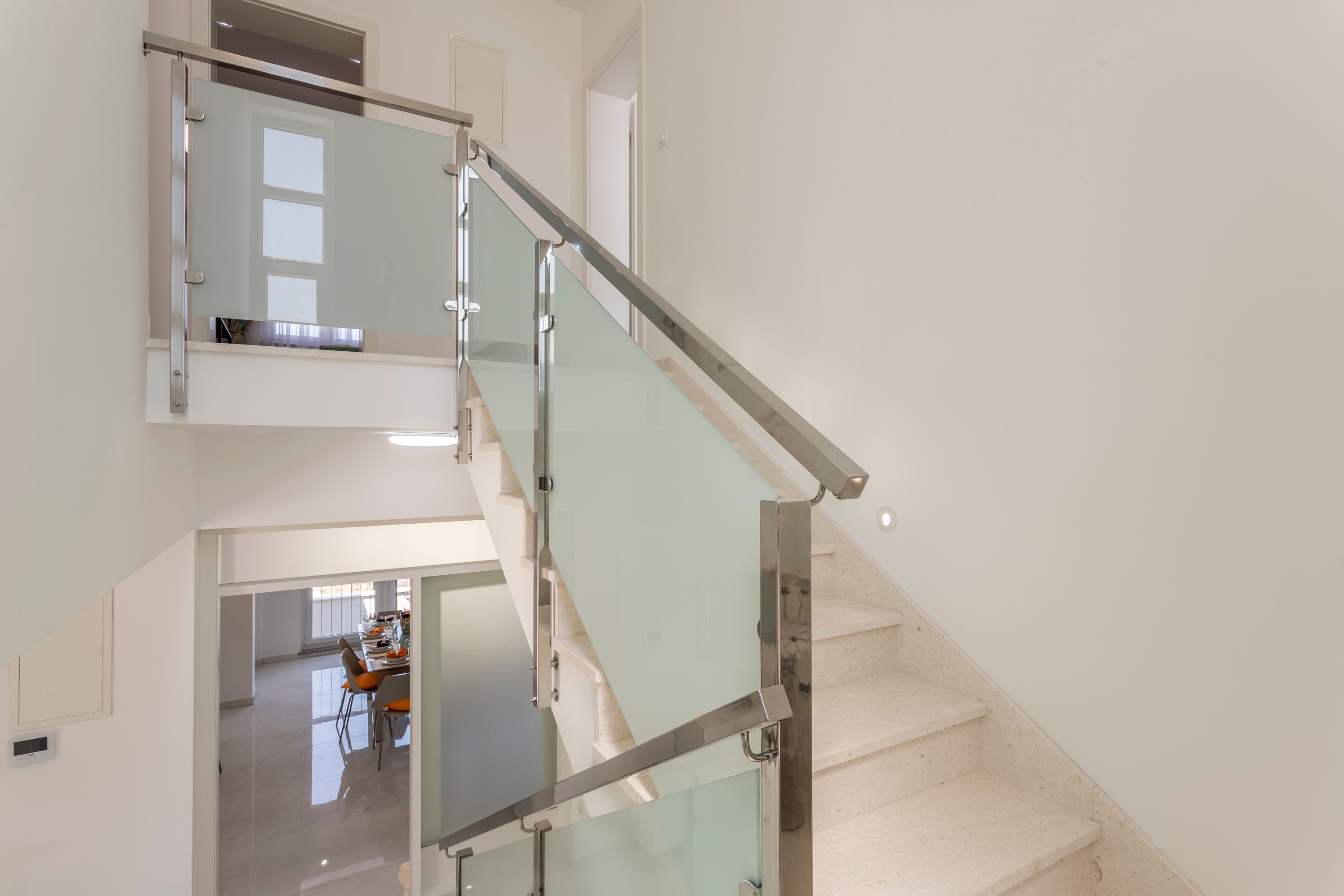 Four bedroom house with terrace Tugare, Omiš  K