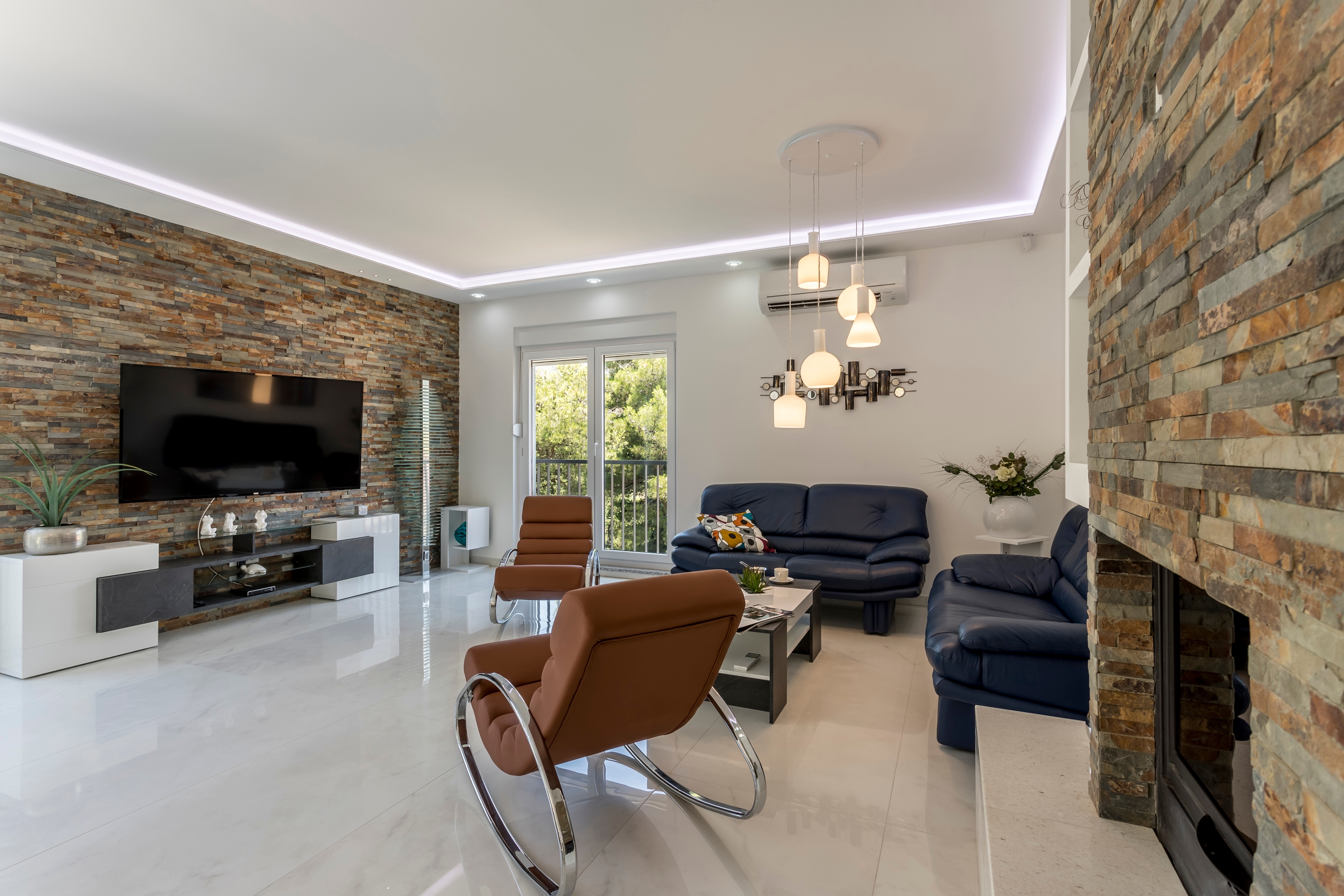 Four-bedroom house with terrace Tugare (Omiš) (K-20067) Four-bedroom house with terrace Tugare (Omiš) (K-20067)