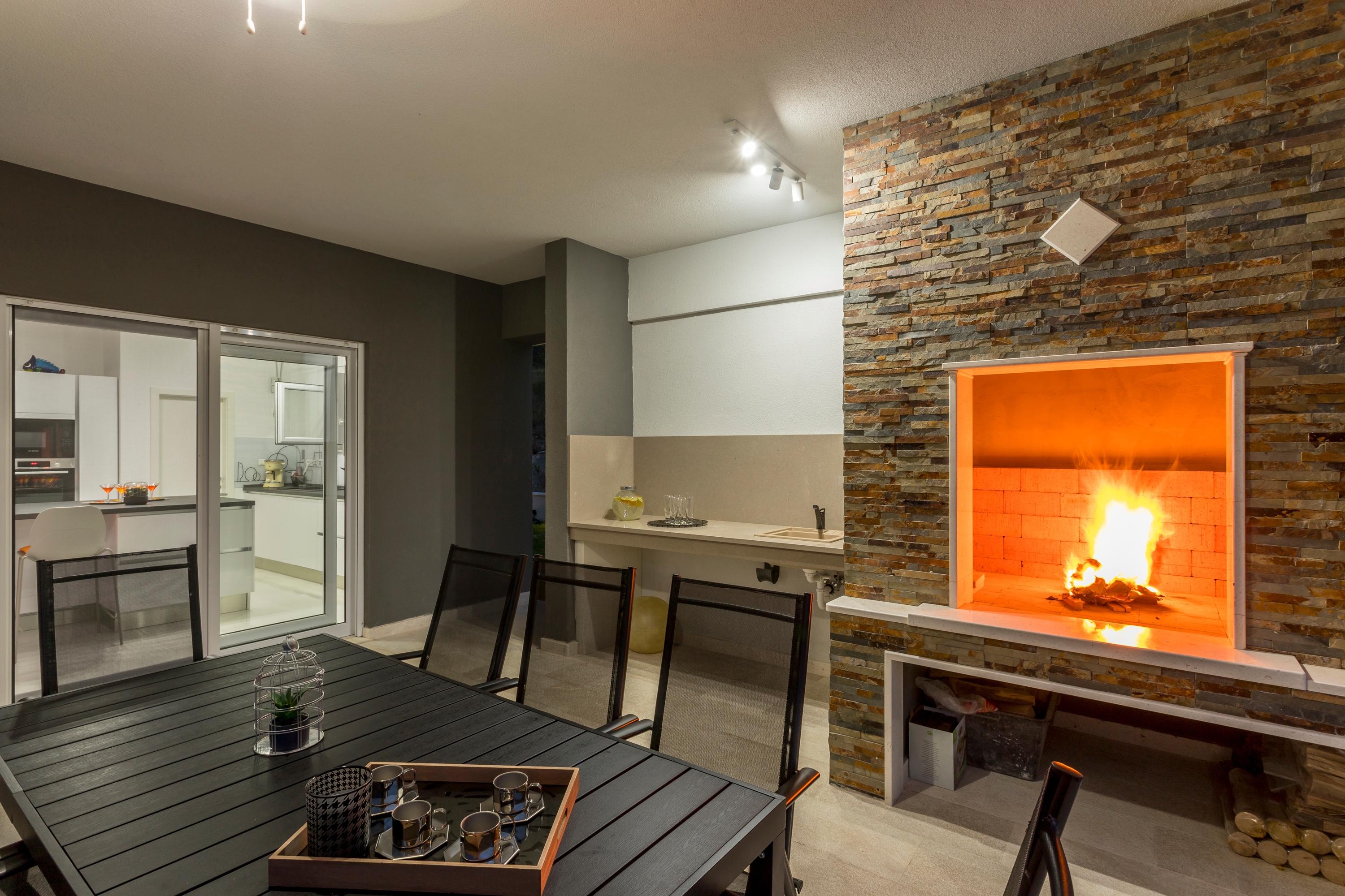 Four bedroom house with terrace Tugare, Omiš  K
