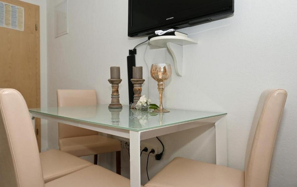 One bedroom apartment with balcony Mavarštica, Čiovo  A-a