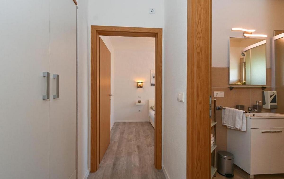 One bedroom apartment with balcony Mavarštica, Čiovo  A-a