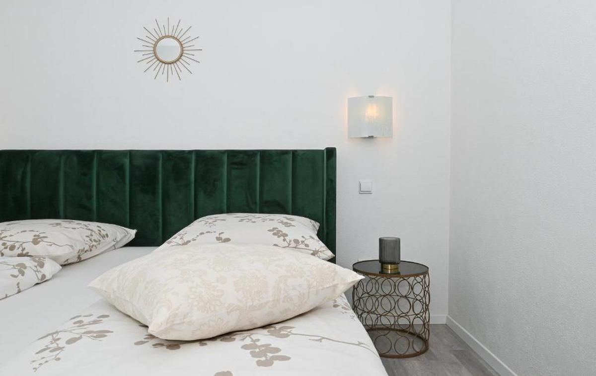 Two bedroom apartment with terrace Mavarštica, Čiovo  A-b