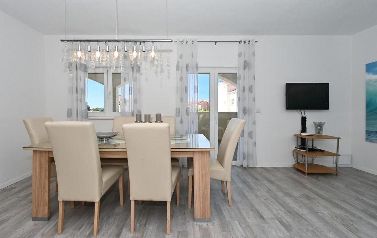 Two bedroom apartment with terrace Mavarštica, Čiovo  A-b
