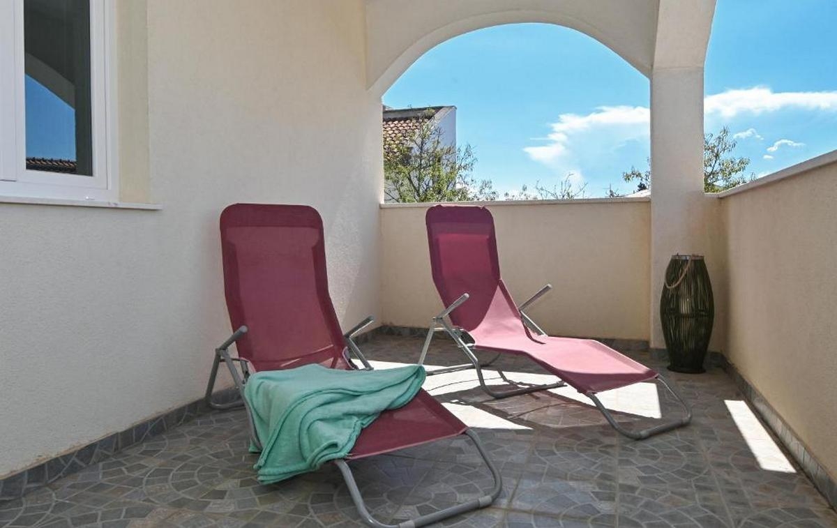 Two bedroom apartment with terrace Mavarštica, Čiovo  A-b