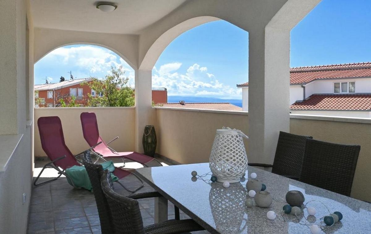 Two bedroom apartment with terrace Mavarštica, Čiovo  A-b