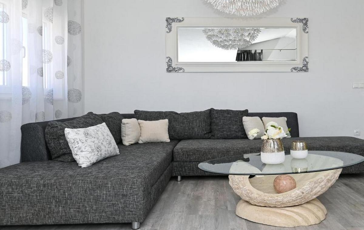 Two bedroom apartment with terrace and sea view Mavarštica, Čiovo  A-c